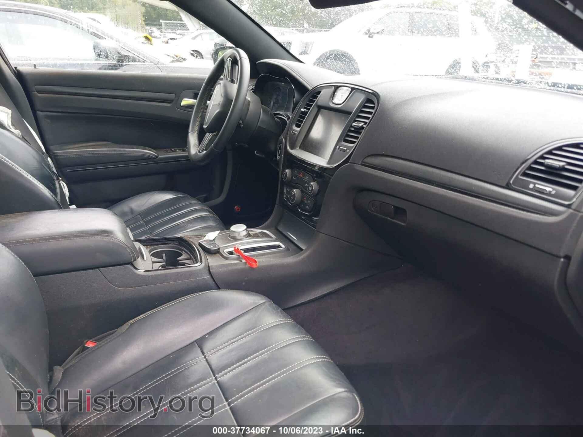 2016 CHRYSLER 300 - VIN: 2C3CCABG7GH358260 - Фото 5