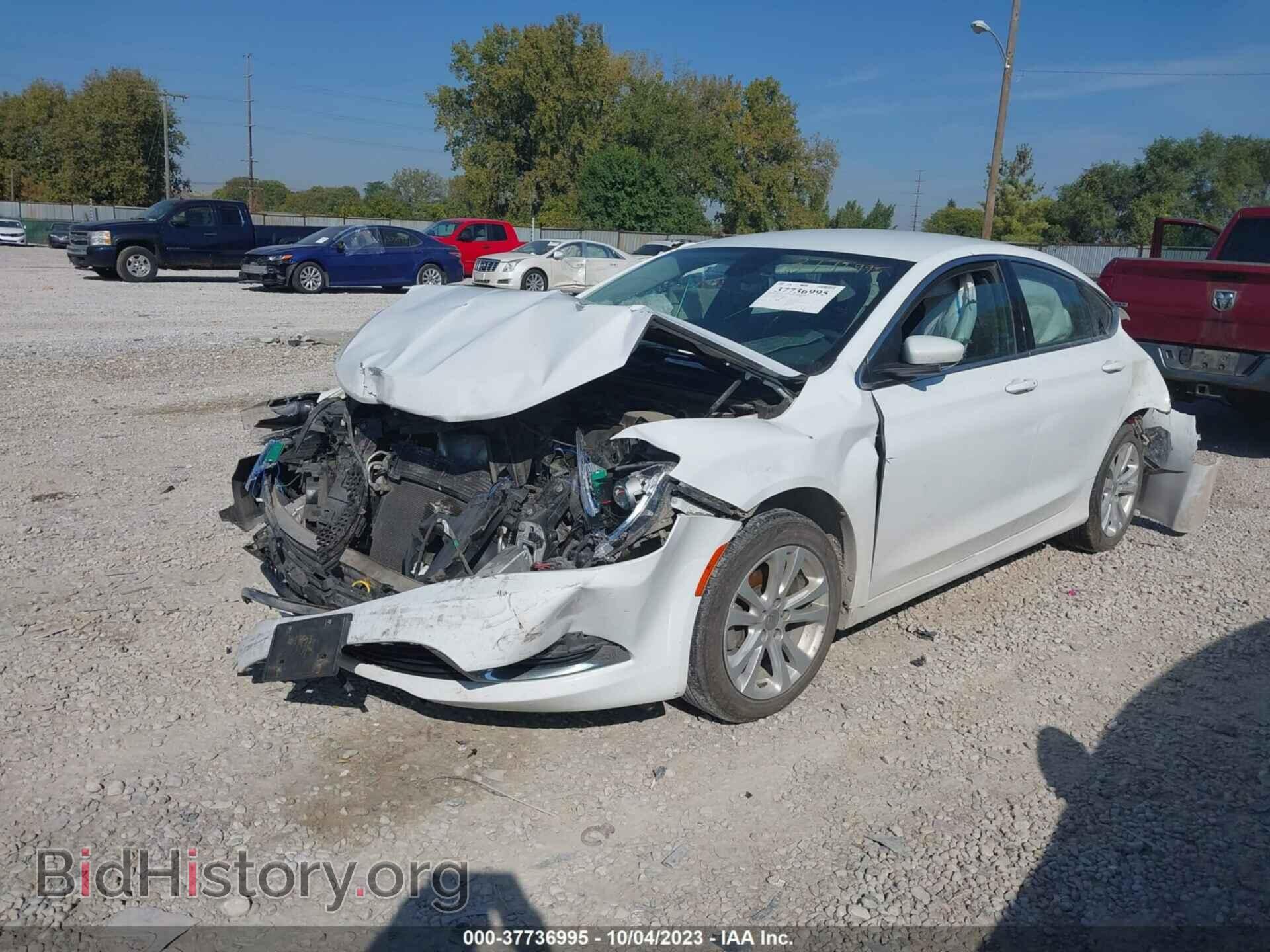 2016 CHRYSLER 200 - VIN: 1C3CCCAB2GN157228 - Фото 2
