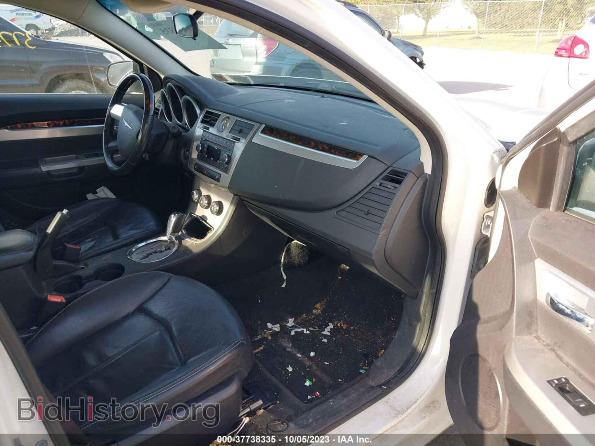 2010 CHRYSLER SEBRING - VIN: 1C3CC5FB9AN154452 - Фото 5