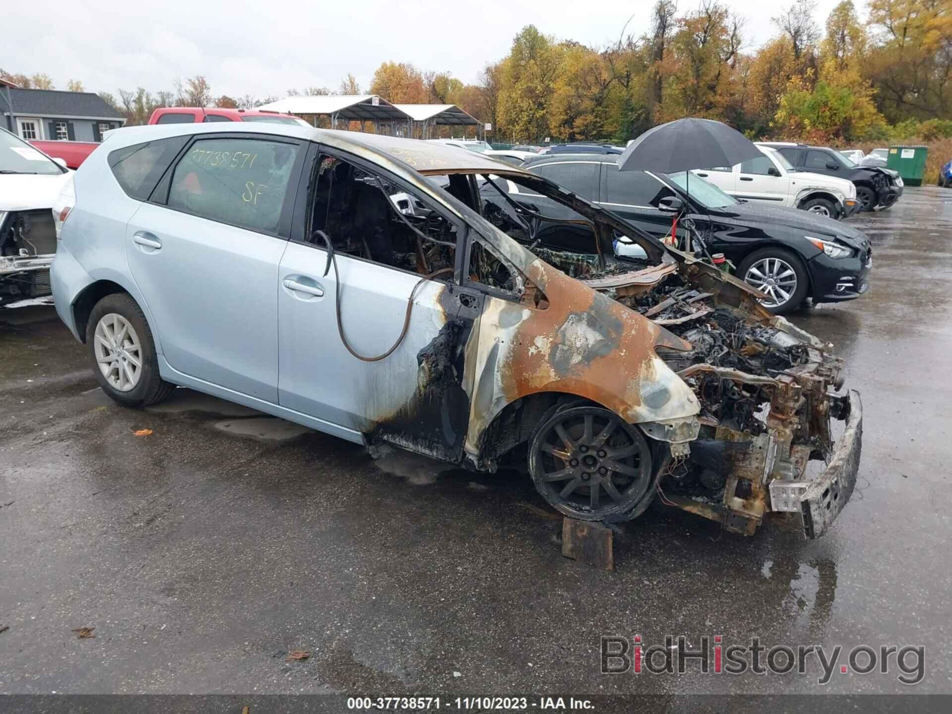 Photo JTDZN3EU8D3275061 - TOYOTA PRIUS V 2013