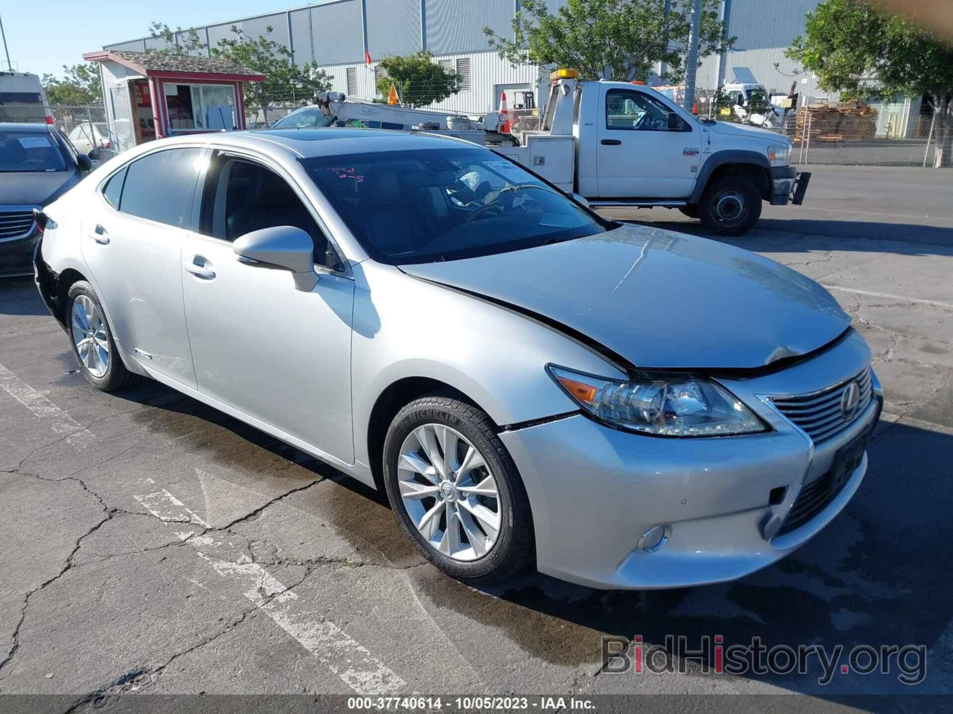 Photo JTHBW1GG2D2014829 - LEXUS ES 300H 2013