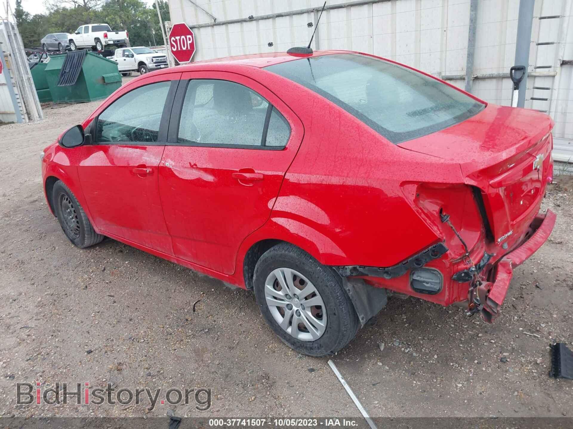 2018 CHEVROLET SONIC - VIN: 1G1JB5SH7J4132500 - Фото 3