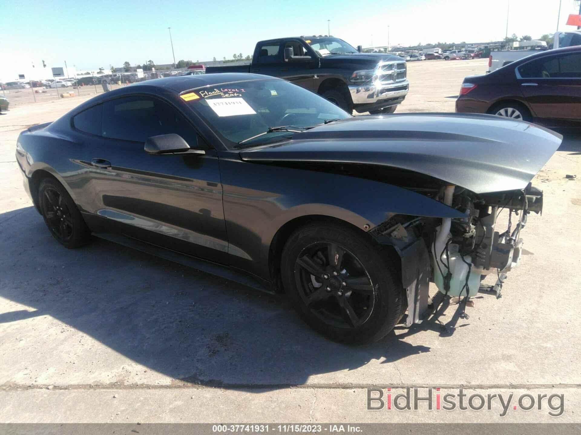 Photo 1FA6P8TH1H5256786 - FORD MUSTANG 2017