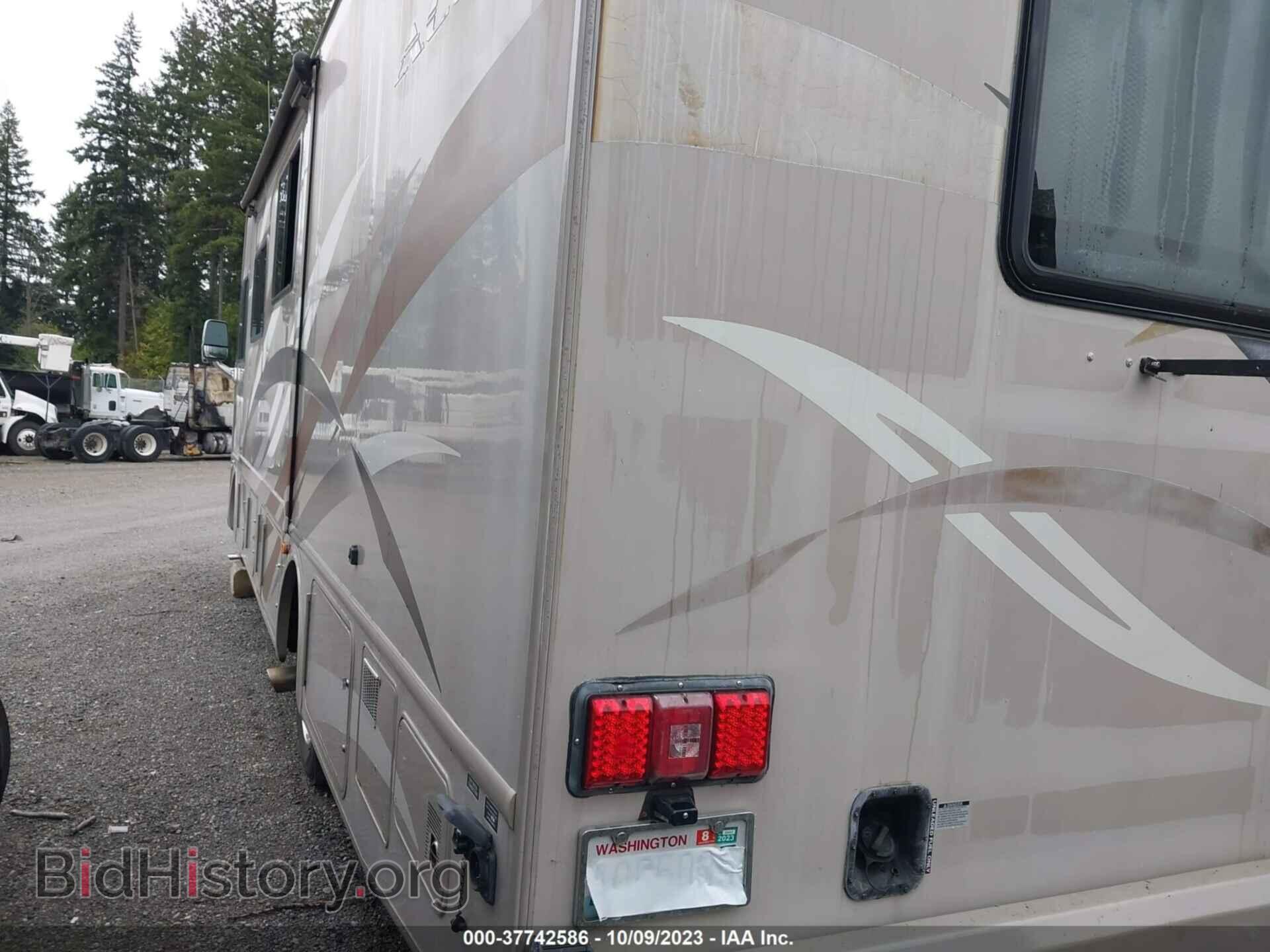 2013 FORD F53 - VIN: 1F65F5DY7D0A10910 - Photo 3
