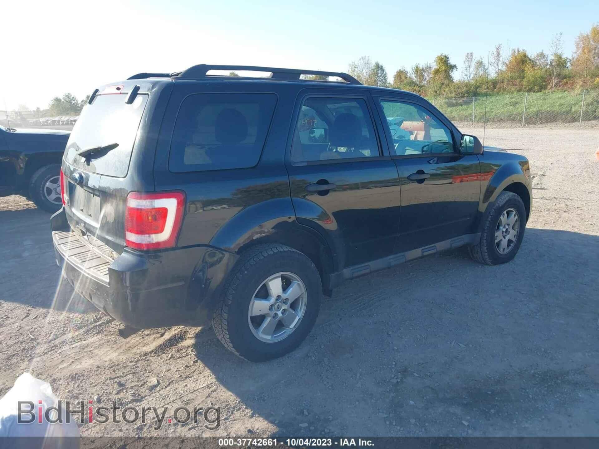 2010 FORD ESCAPE - VIN: 1FMCU9D70AKC66035 - Фото 4