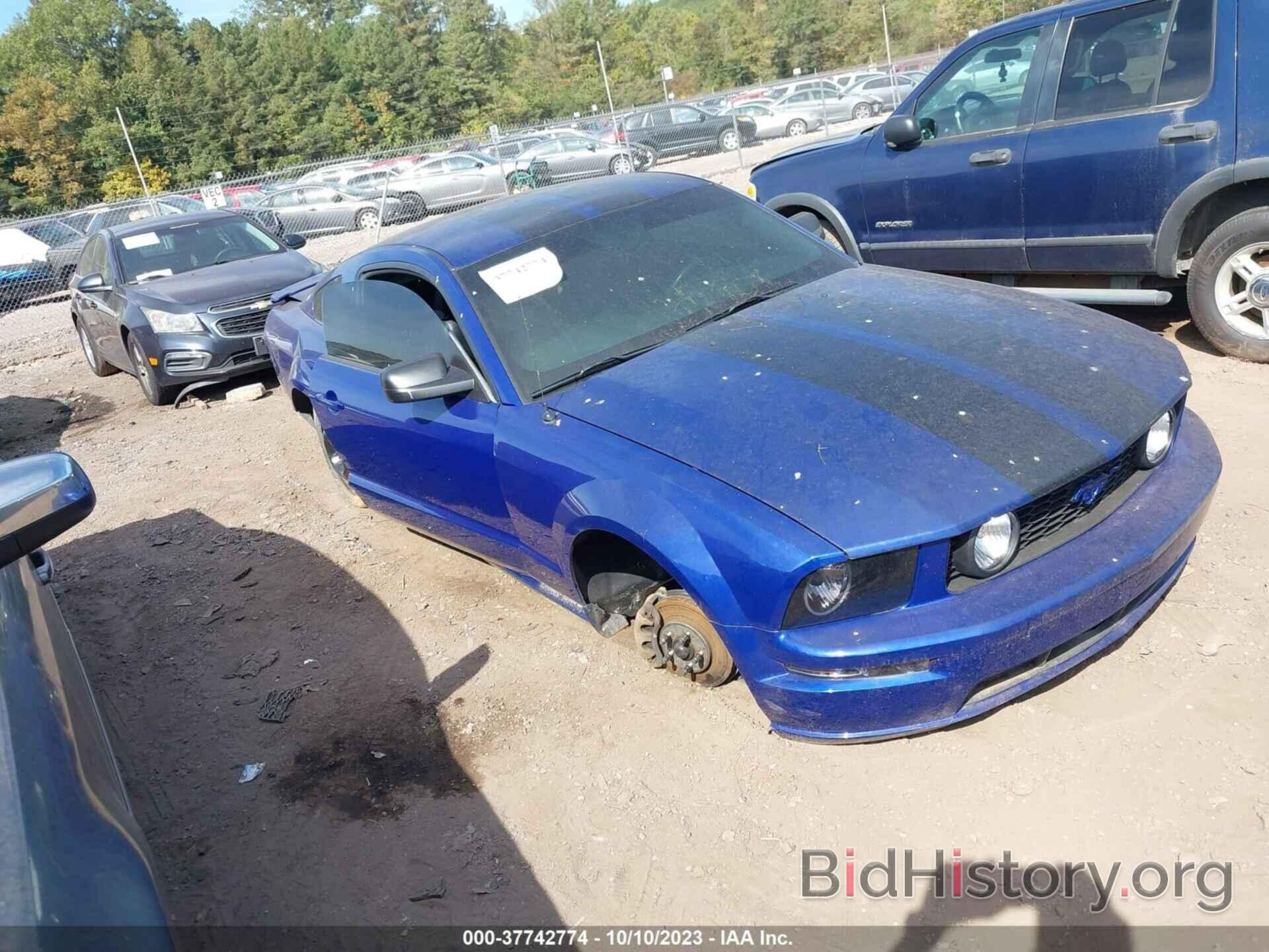 Photo 1ZVHT80N285207232 - FORD MUSTANG 2008