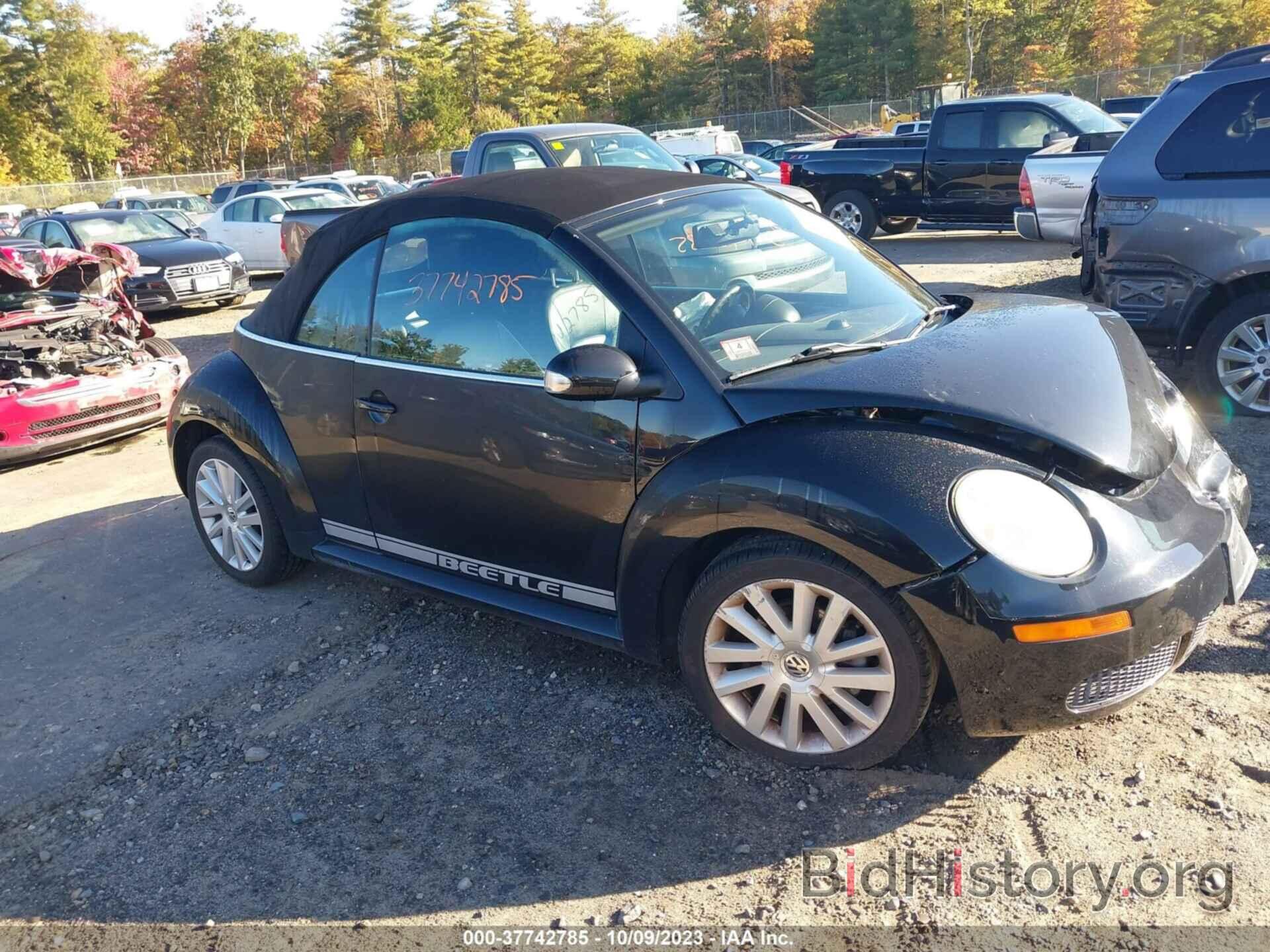 Photo 3VWRG3AL2AM003412 - VOLKSWAGEN NEW BEETLE CONVERTIBLE 2010