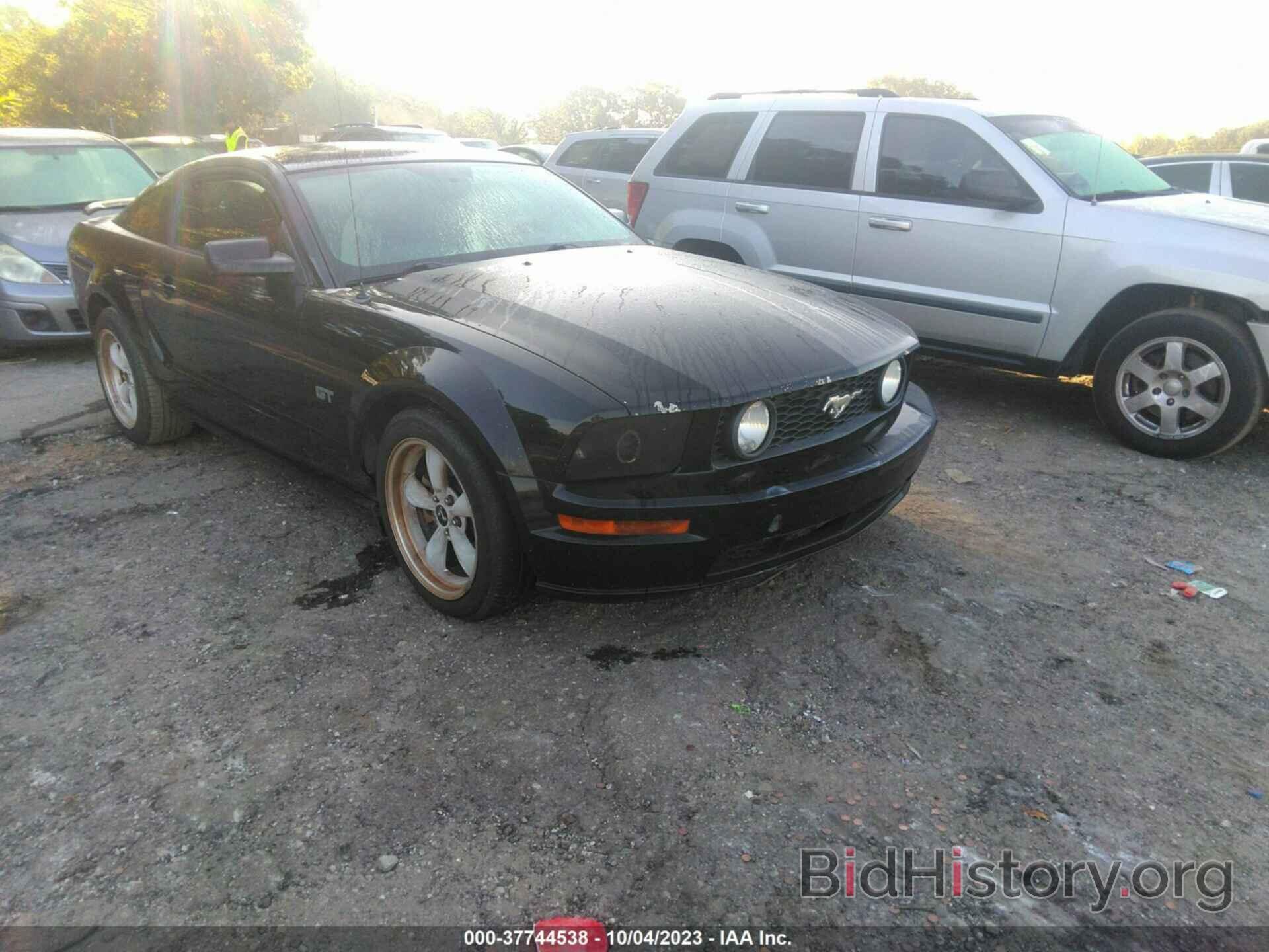 Photo 1ZVFT82H875224095 - FORD MUSTANG 2007