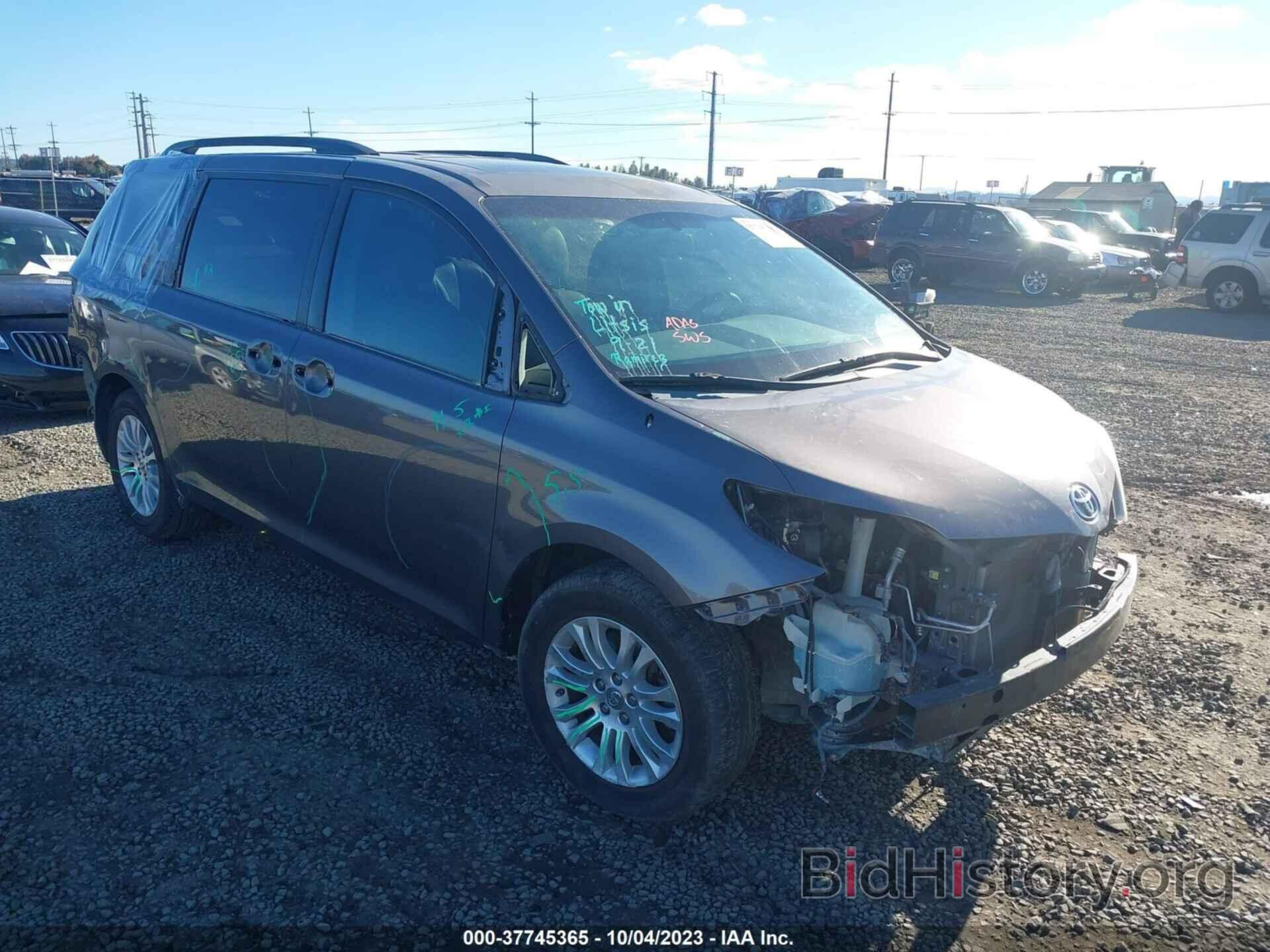 Фотография 5TDYK3DC2DS349053 - TOYOTA SIENNA 2013