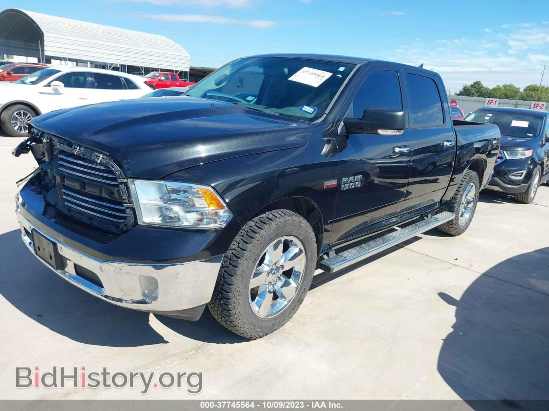 2015 RAM 1500 - VIN: 1C6RR6LT4FS623292 - Фото 2
