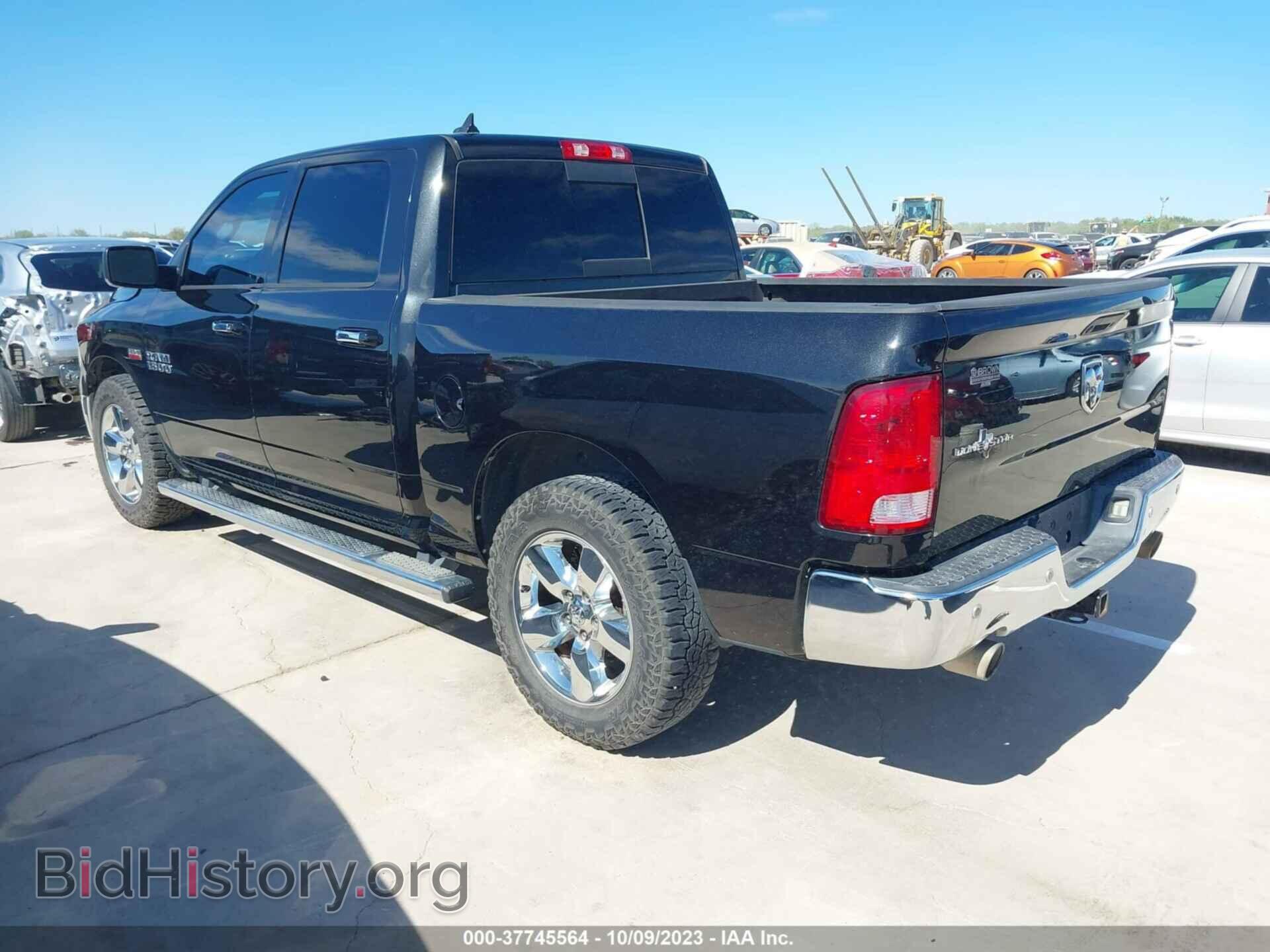 2015 RAM 1500 - VIN: 1C6RR6LT4FS623292 - Фото 3