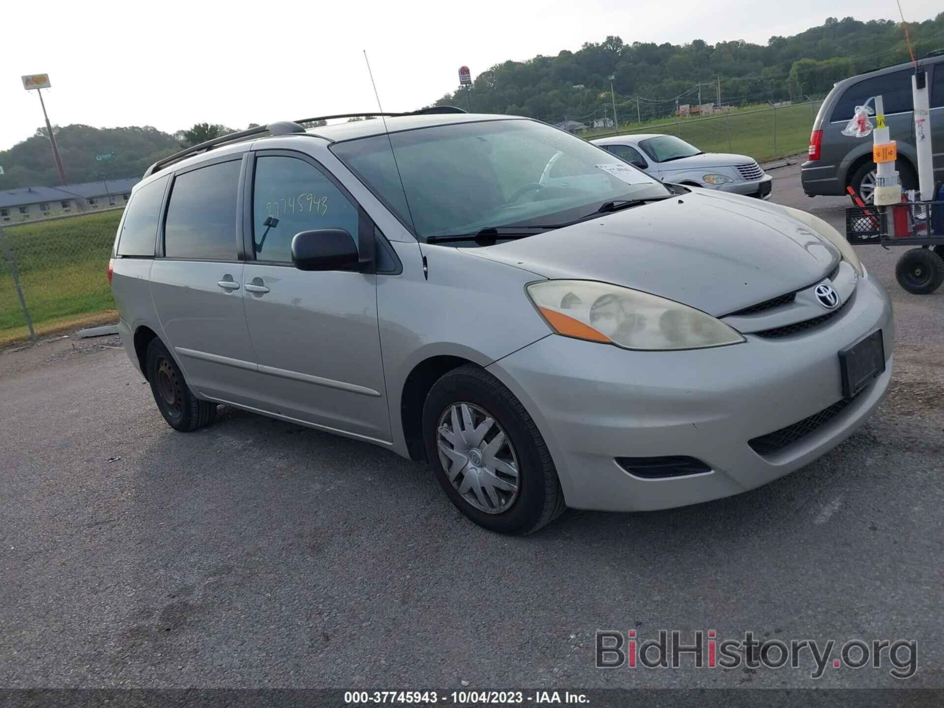 Photo 5TDZK23C28S174874 - TOYOTA SIENNA 2008