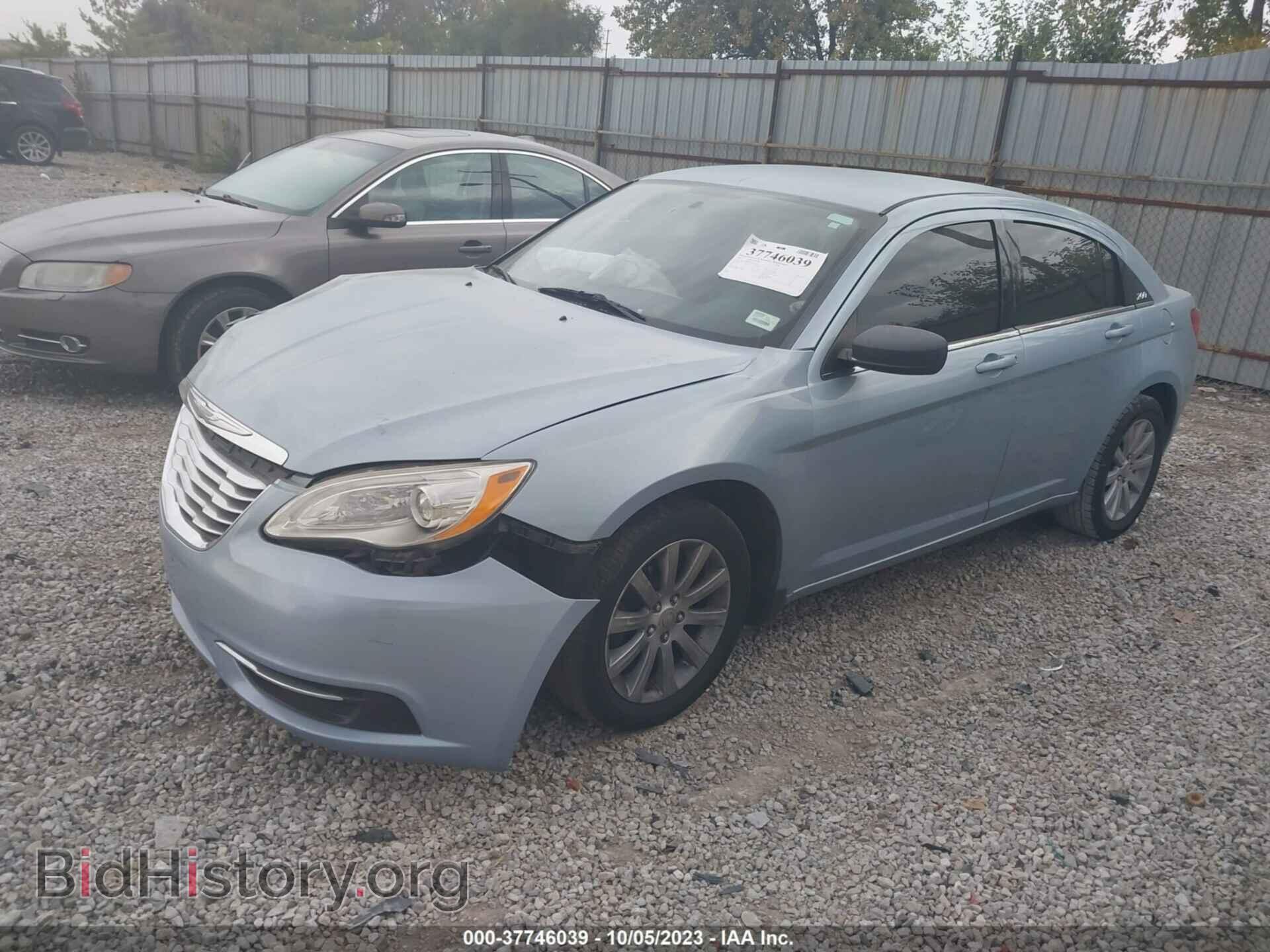 2013 CHRYSLER 200 - VIN: 1C3CCBBB5DN513479 - Photo 2