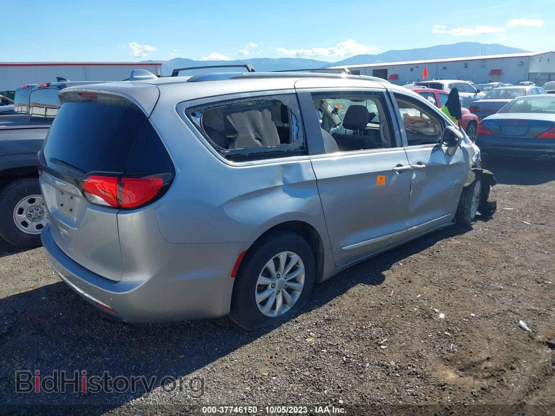 2019 CHRYSLER PACIFICA - VIN: 2C4RC1BG3KR548307 - Фото 4