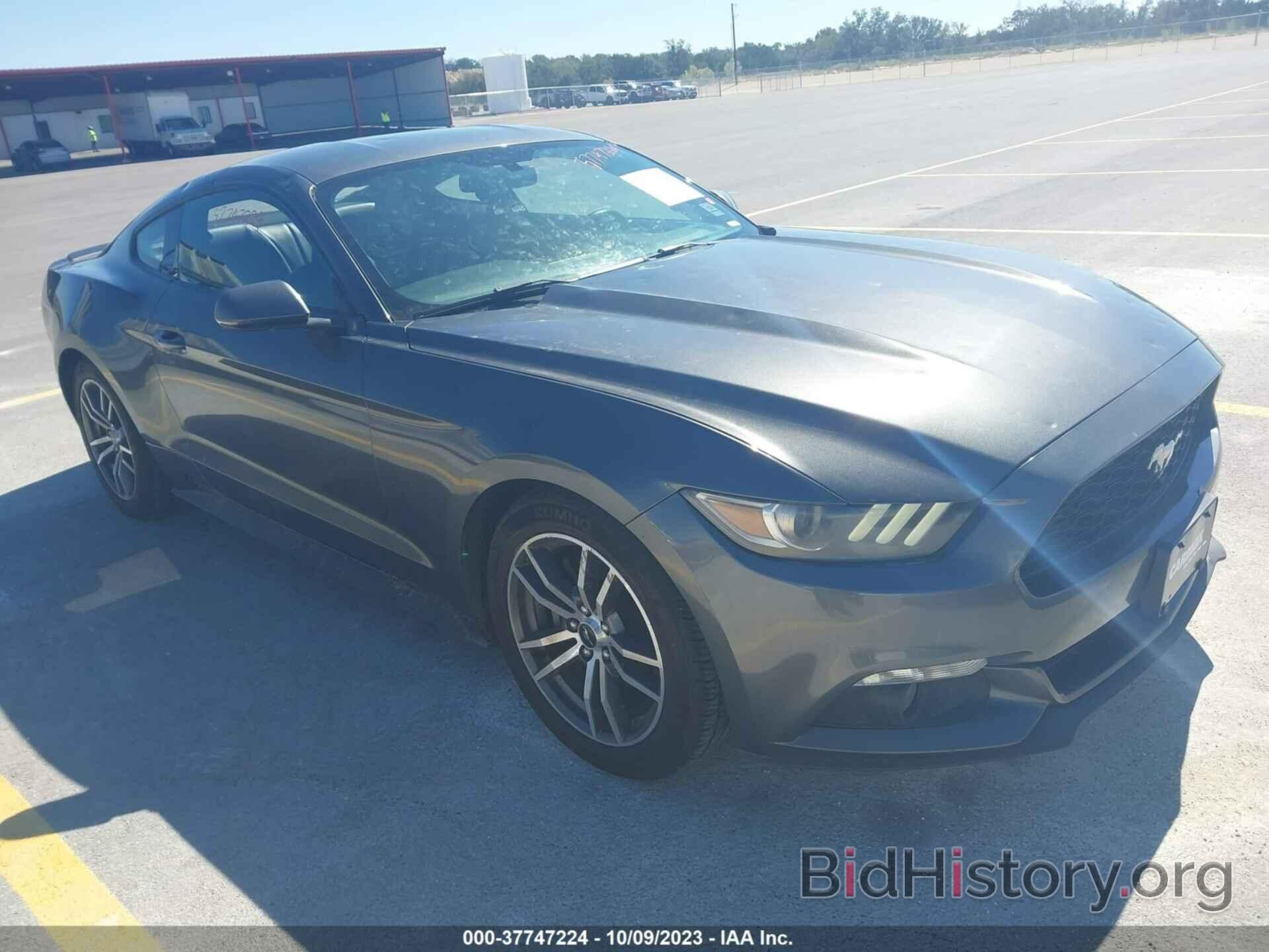 Photo 1FA6P8TH6F5372580 - FORD MUSTANG 2015