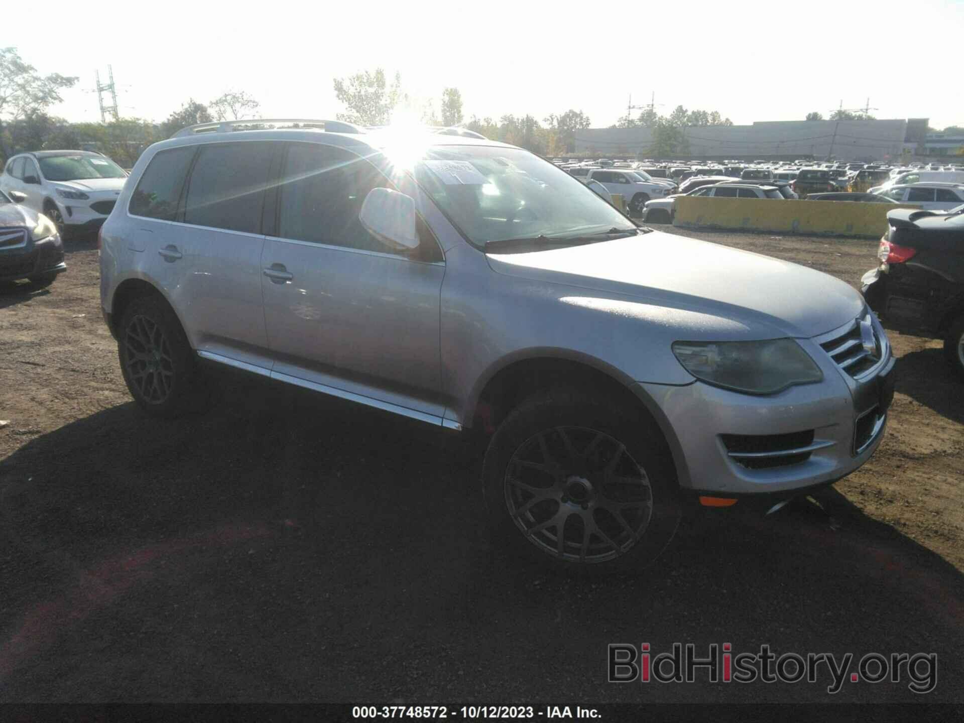 Photo WVGCB77L88D000411 - VOLKSWAGEN TOUAREG 2 2008