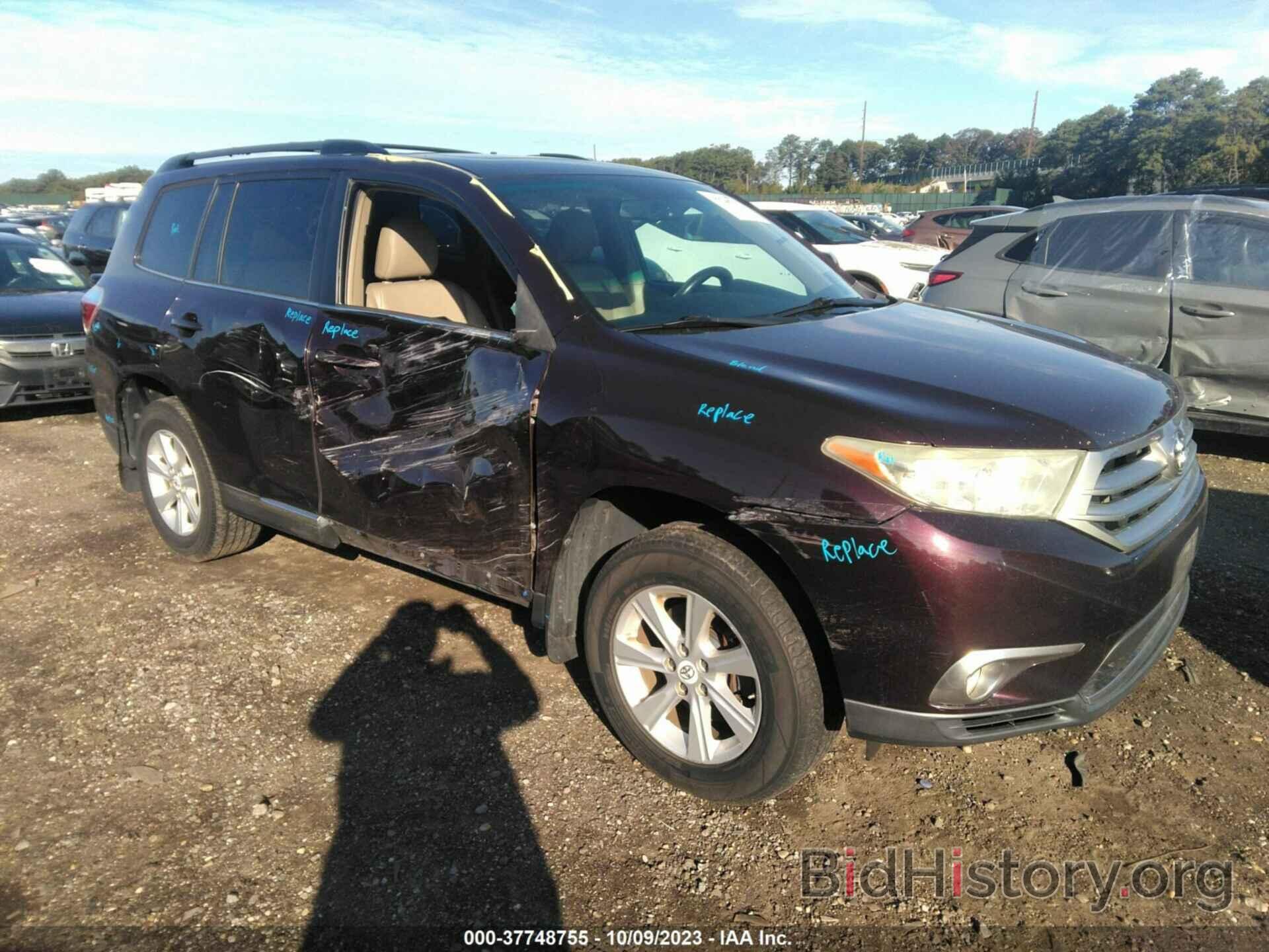 Photo 5TDBK3EH9BS073127 - TOYOTA HIGHLANDER 2011