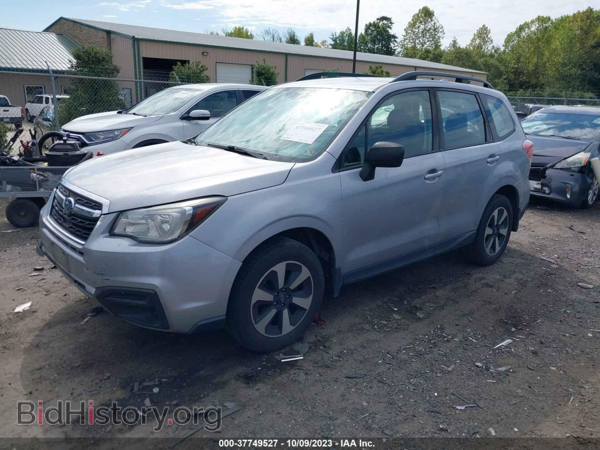 2017 SUBARU FORESTER - VIN: JF2SJABC2HH400045 - Фото 2