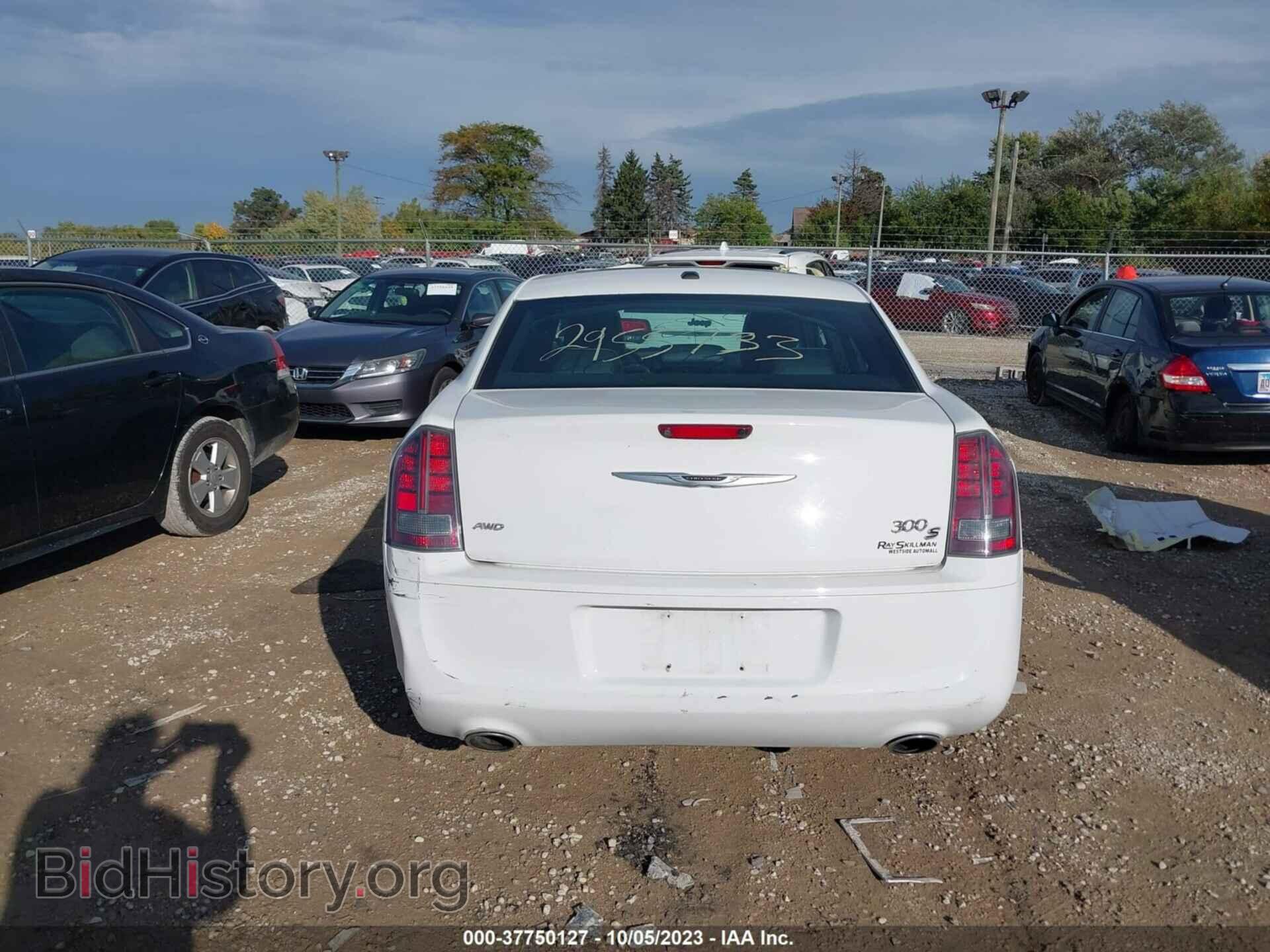 2014 CHRYSLER 300 - VIN: 2C3CCAGGXEH297976 - Фото 17