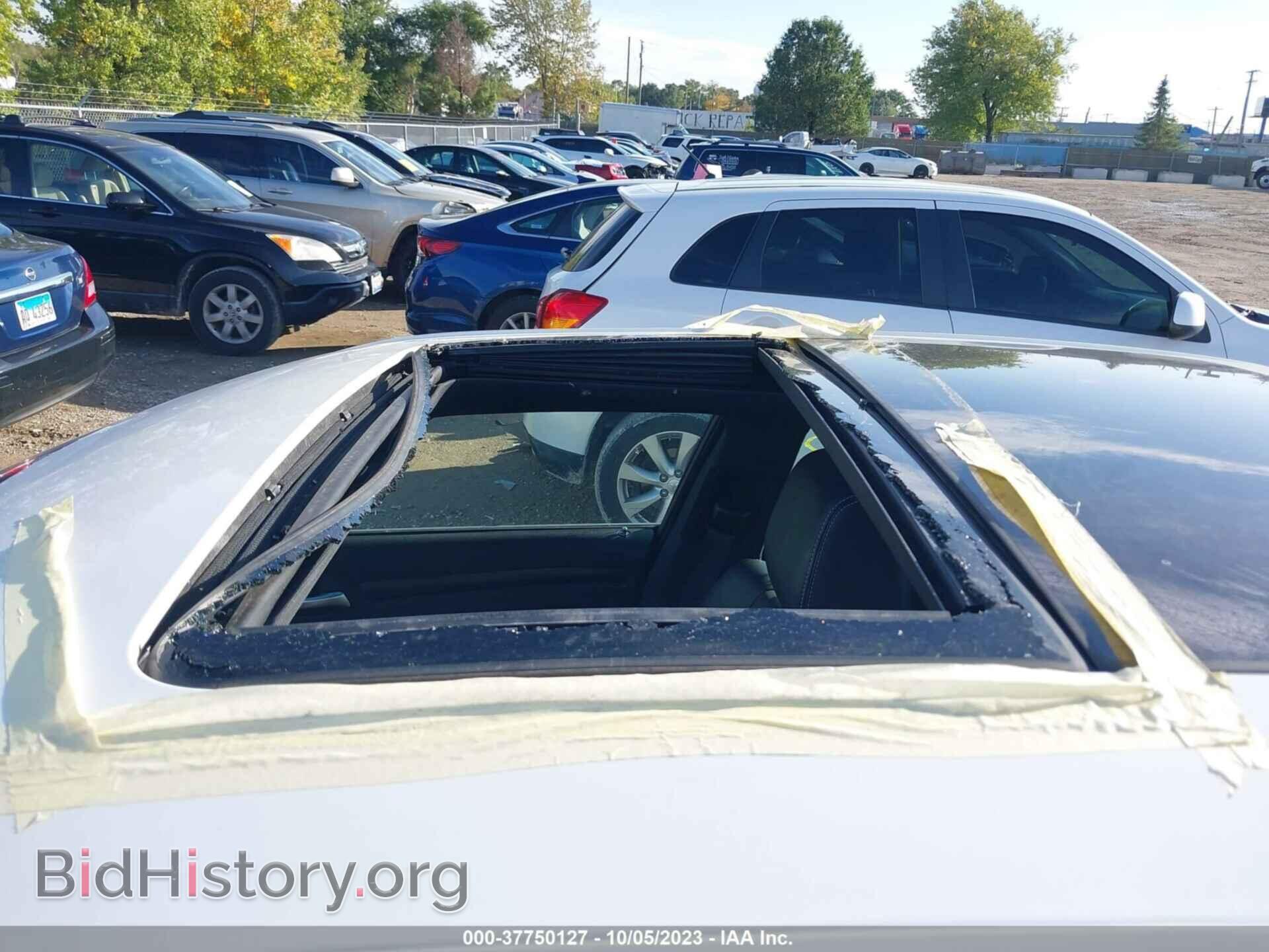 2014 CHRYSLER 300 - VIN: 2C3CCAGGXEH297976 - Фото 6