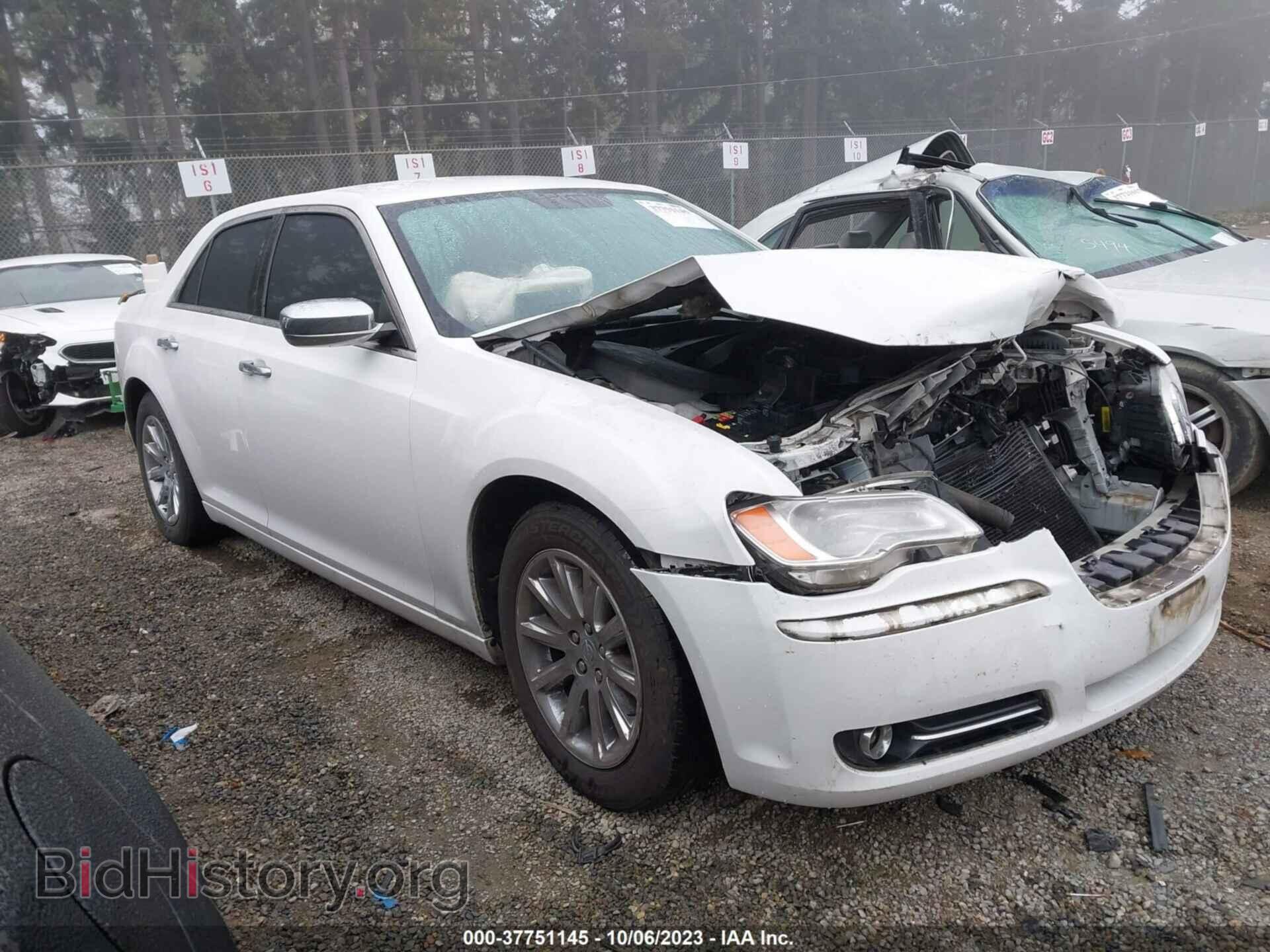 Фотография 2C3CCACG8CH198429 - CHRYSLER 300 2012