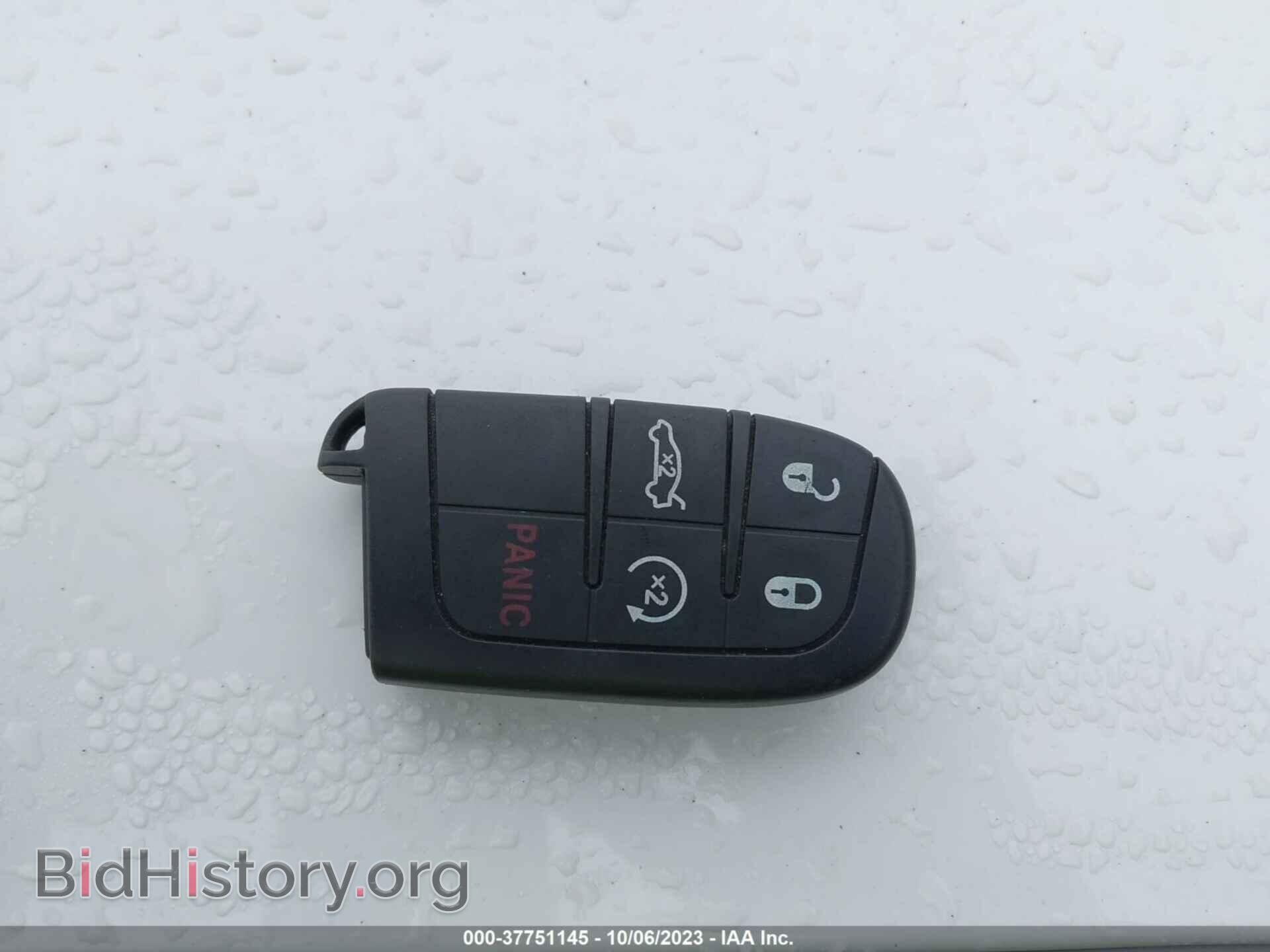 2012 CHRYSLER 300 - VIN: 2C3CCACG8CH198429 - Фото 11