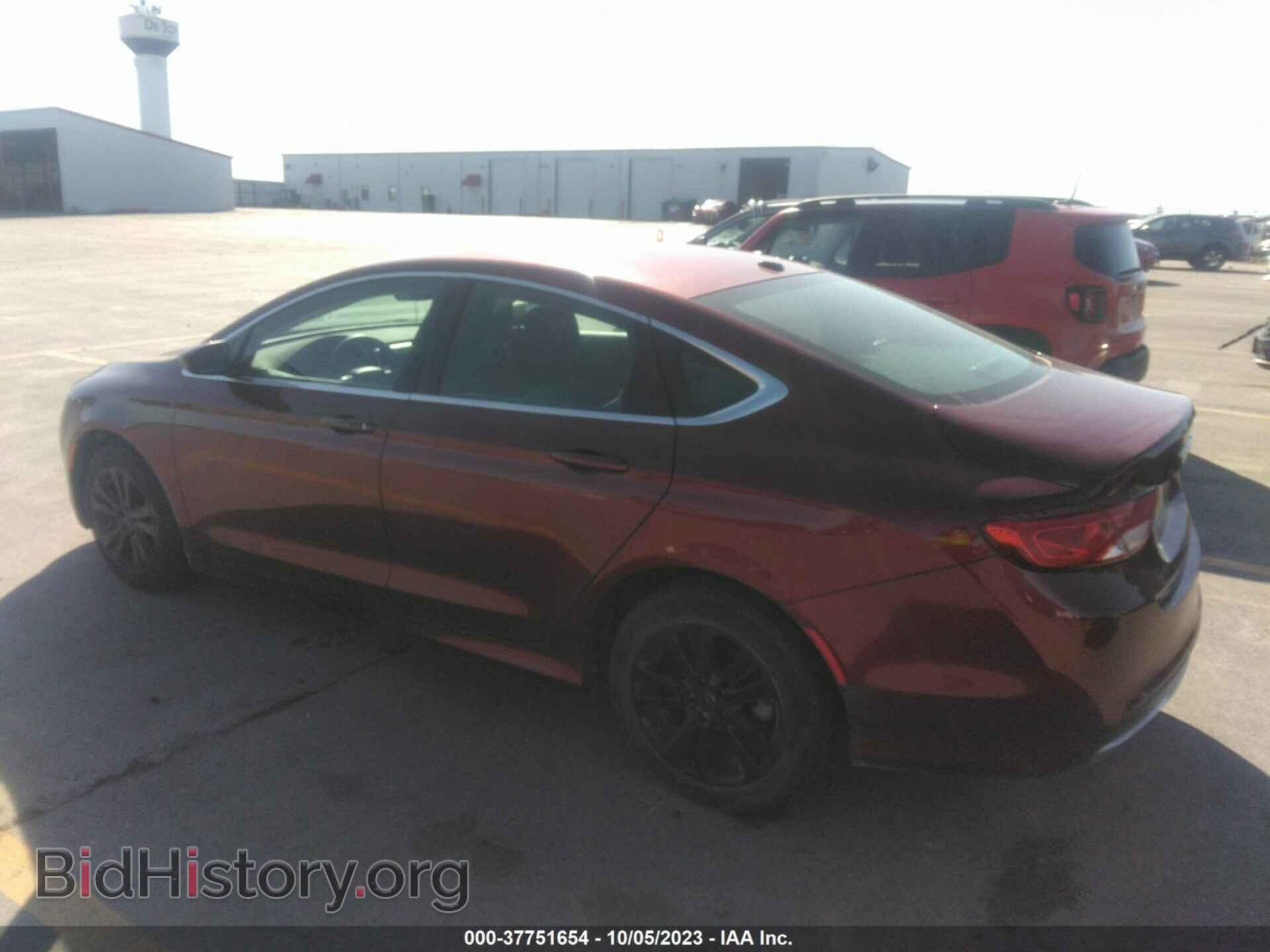 2015 CHRYSLER 200 - VIN: 1C3CCCAB3FN705168 - Фото 3