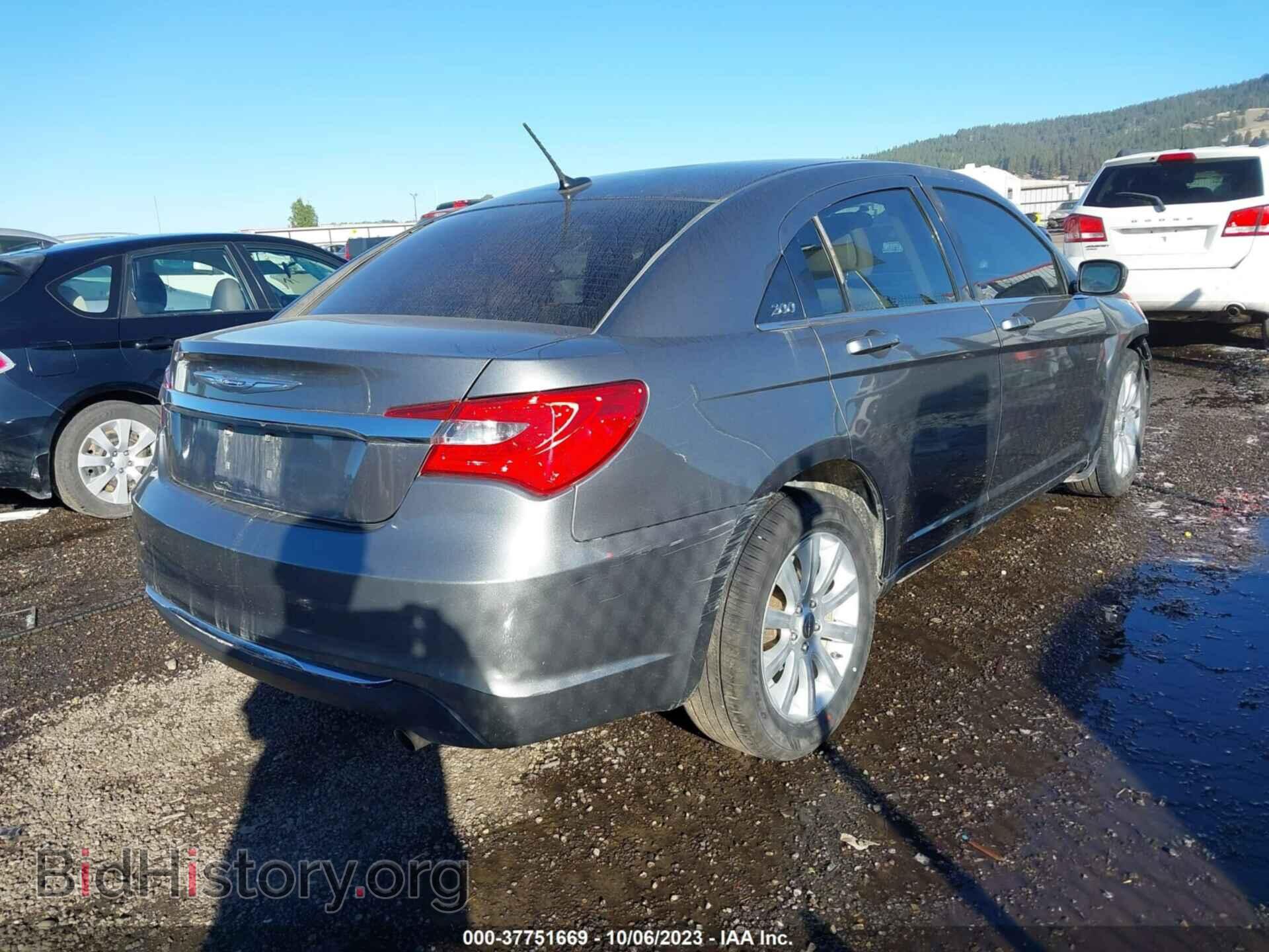 2013 CHRYSLER 200 - VIN: 1C3CCBBB5DN543081 - Фото 4