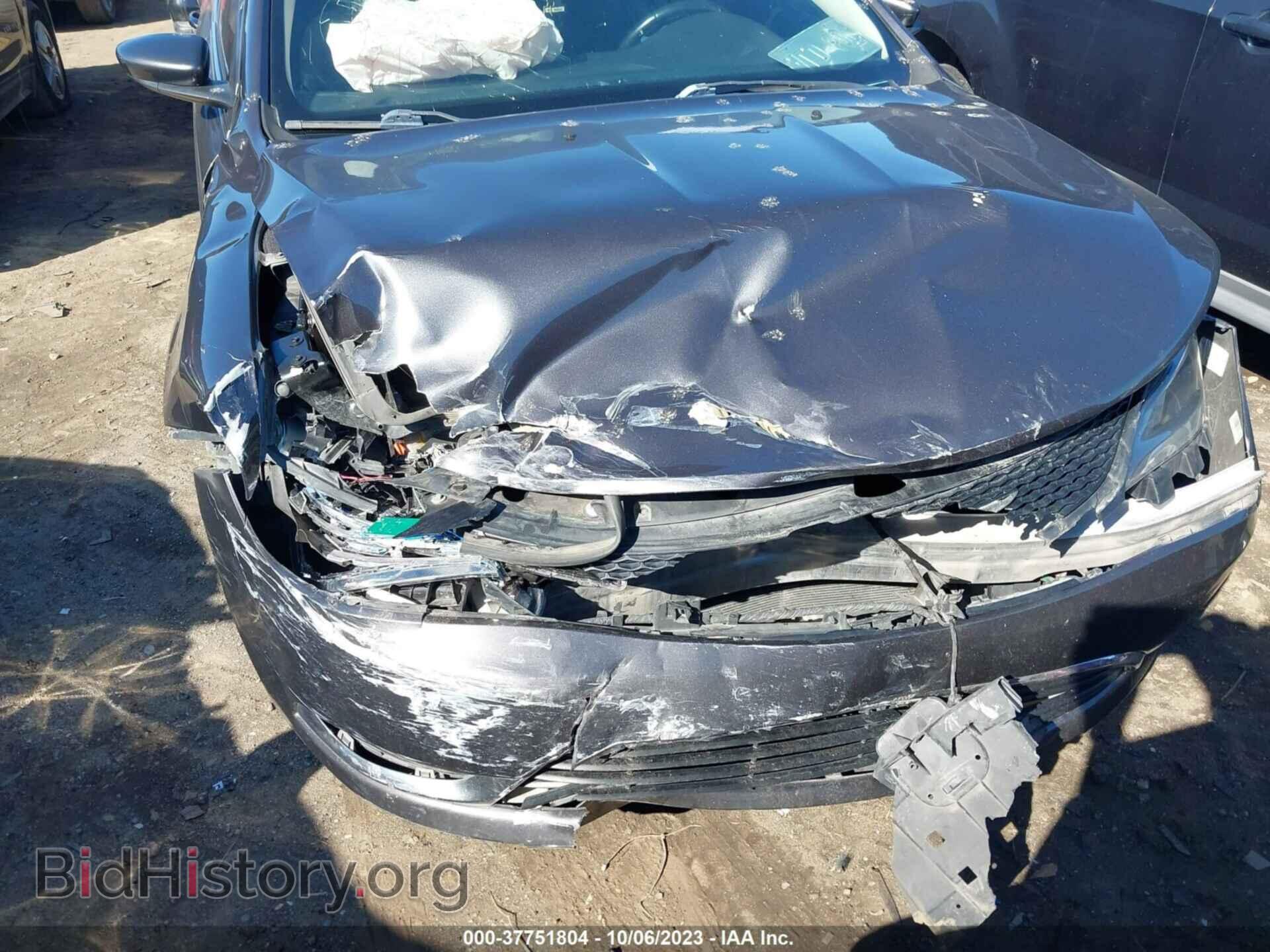 2016 CHRYSLER 200 - VIN: 1C3CCCAB8GN165043 - Фото 6