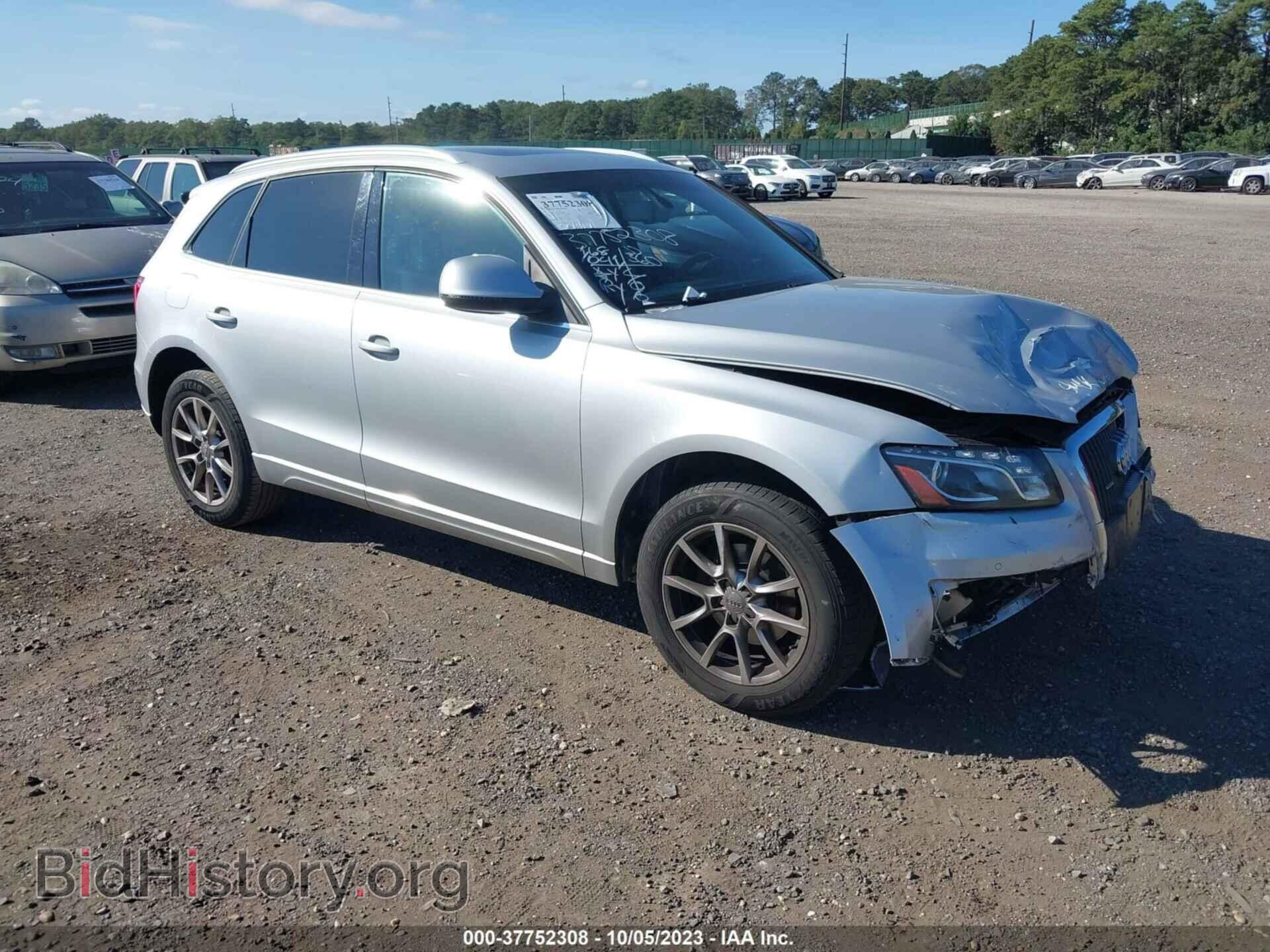 Фотография WA1LFAFP4BA045486 - AUDI Q5 2011