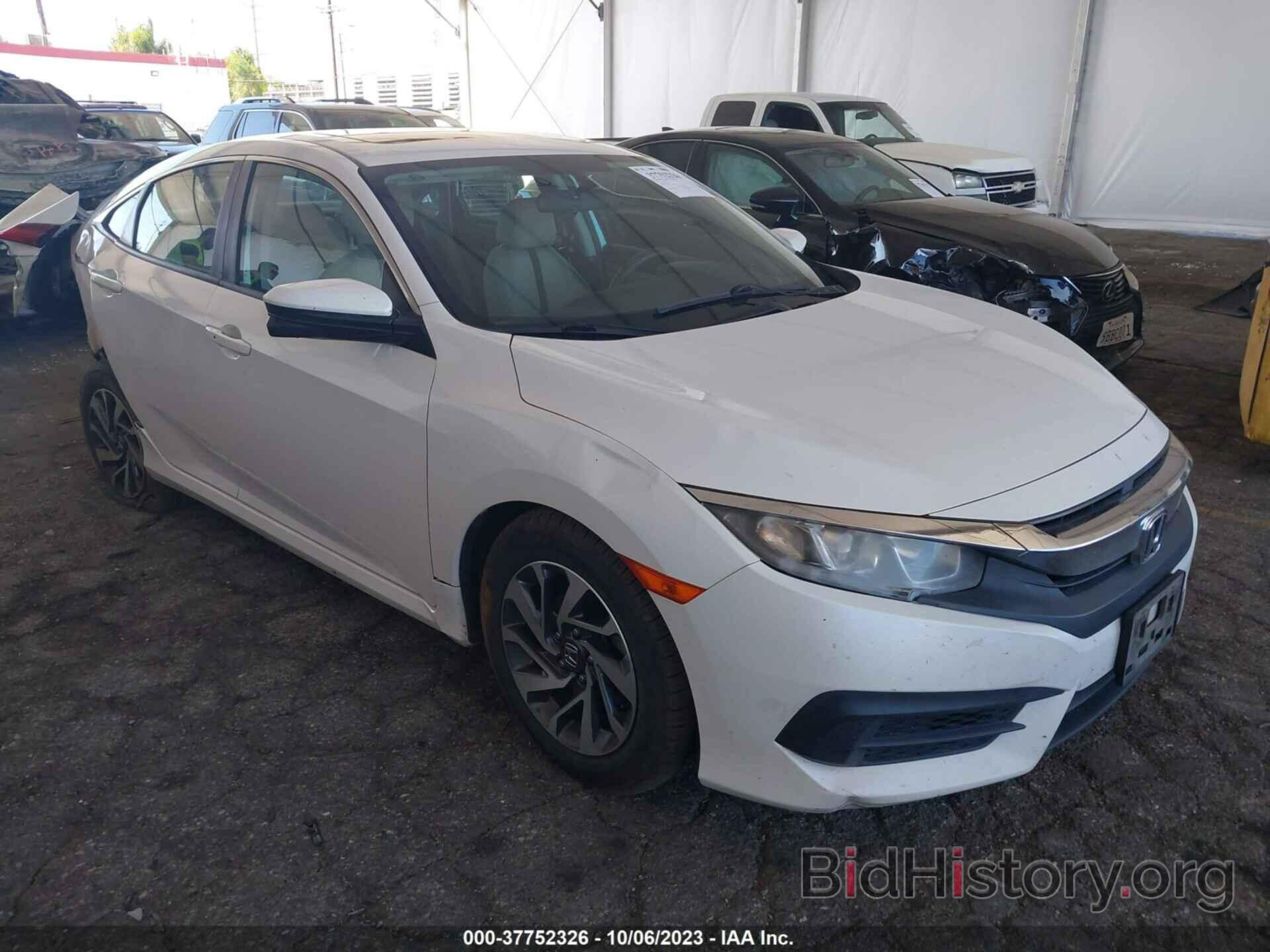 Photo 19XFC2F71GE223991 - HONDA CIVIC SEDAN 2016