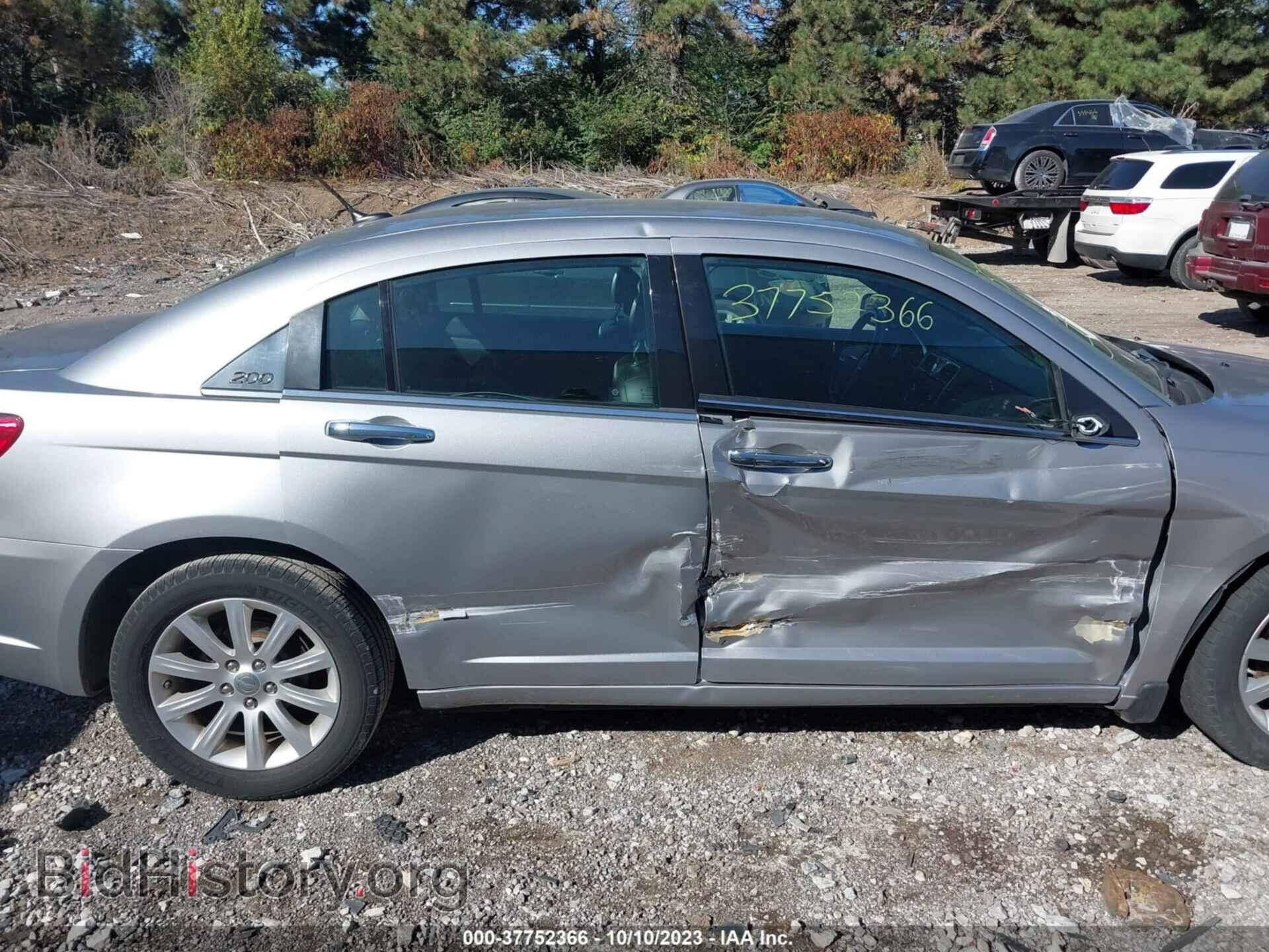 2013 CHRYSLER 200 - VIN: 1C3CCBCG8DN602361 - Фото 13