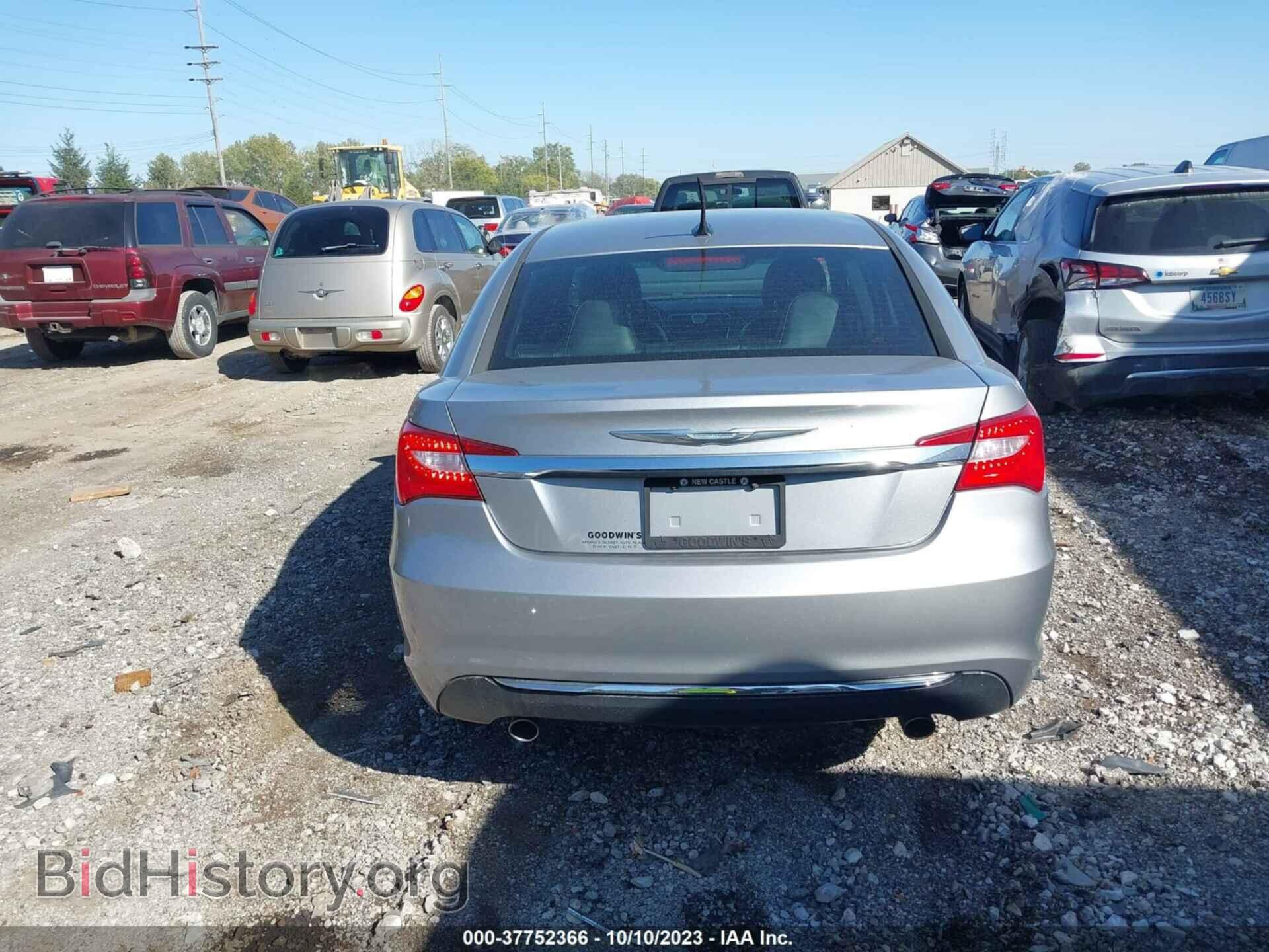 2013 CHRYSLER 200 - VIN: 1C3CCBCG8DN602361 - Фото 16
