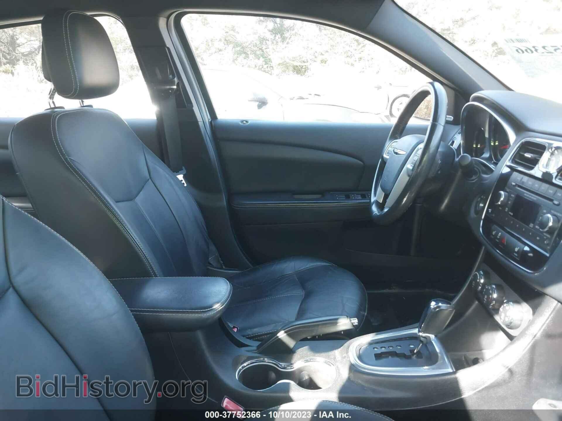 2013 CHRYSLER 200 - VIN: 1C3CCBCG8DN602361 - Фото 5