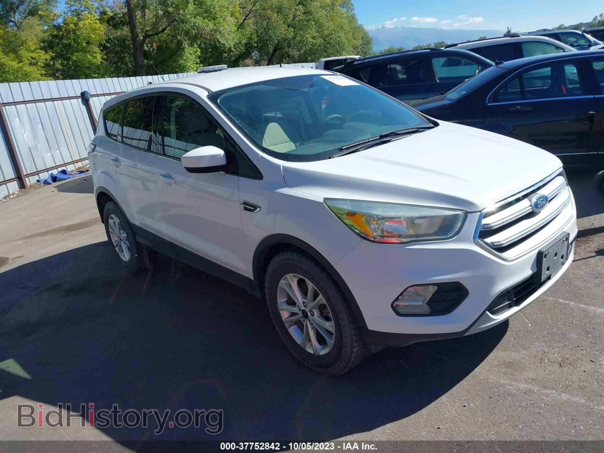 Photo 1FMCU9GD4HUC03097 - FORD ESCAPE 2017