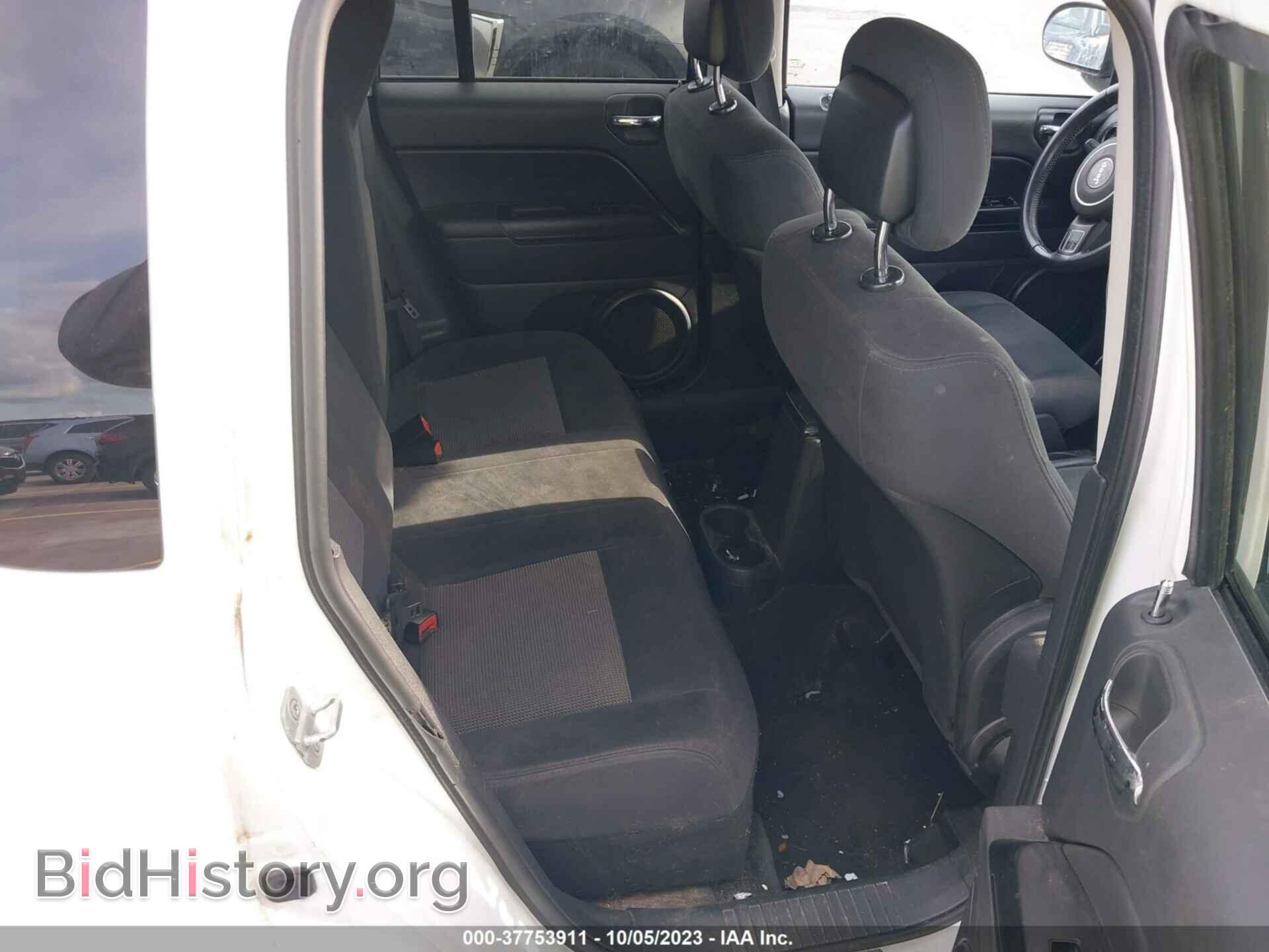 2012 JEEP COMPASS - VIN: 1C4NJCEB7CD684458 - Фото 8