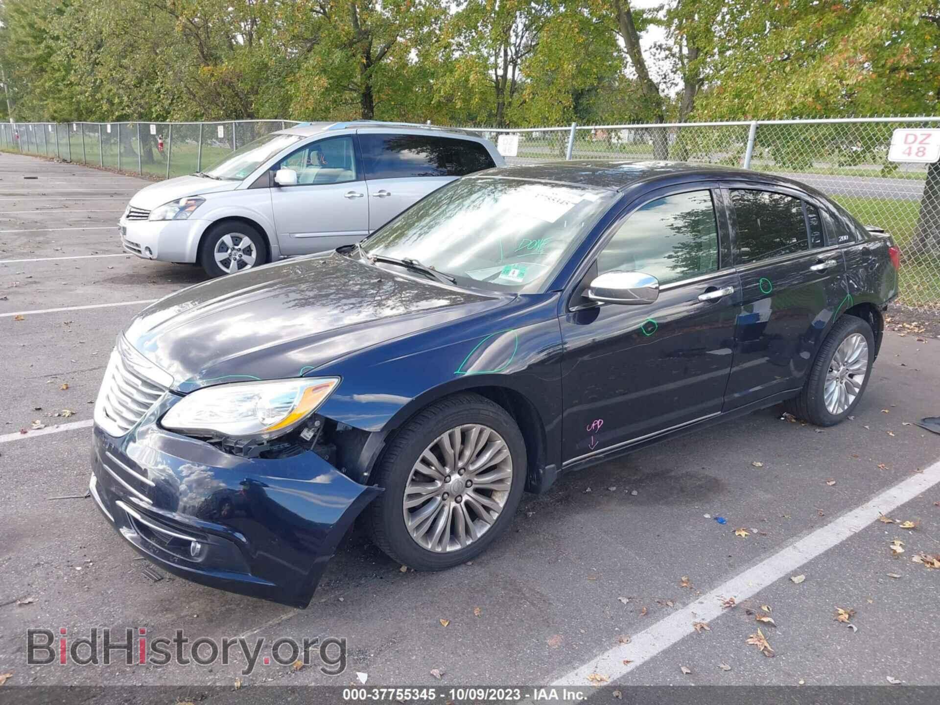 2012 CHRYSLER 200 - VIN: 1C3CCBCG5CN140582 - Фото 2
