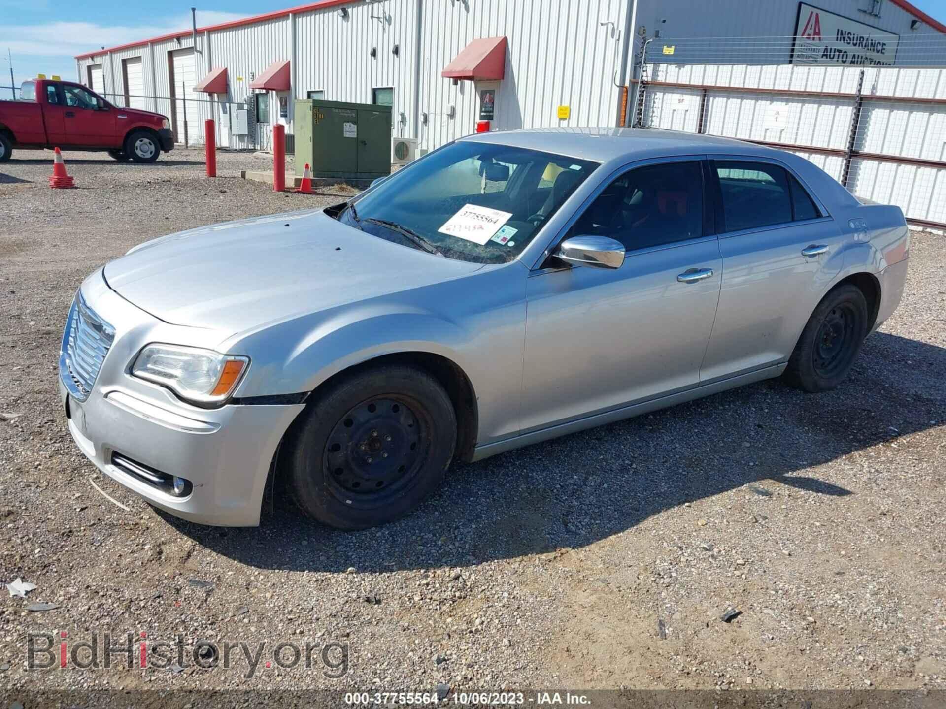 2012 CHRYSLER 300 - VIN: 2C3CCACG2CH308035 - Фото 2