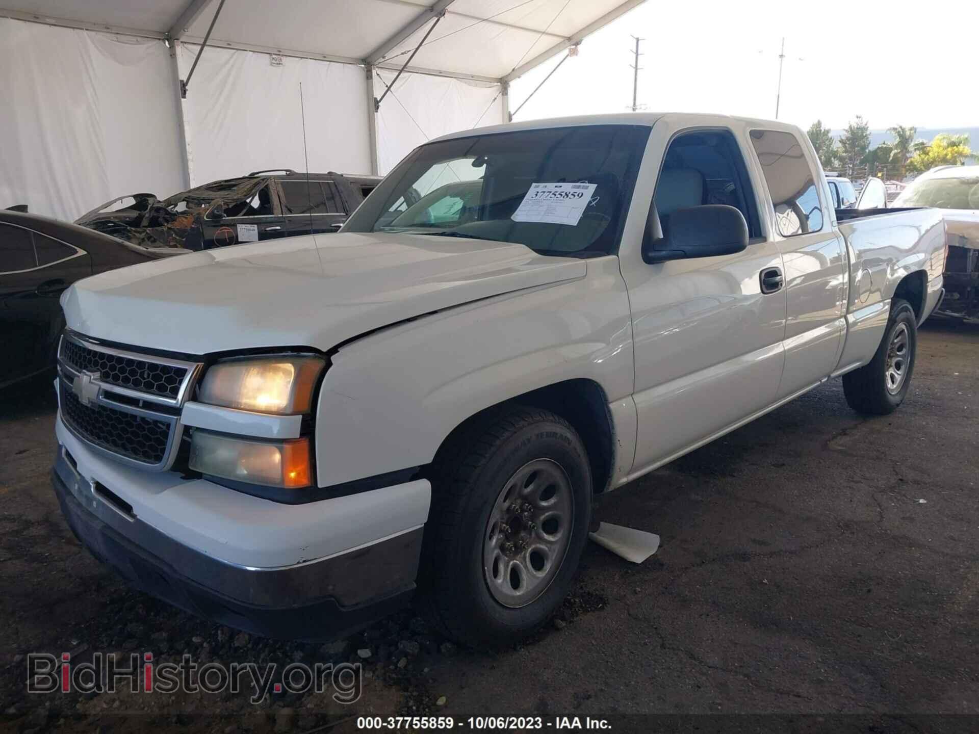 2006 CHEVROLET SILVERADO 1500 - VIN: 2GCEC19V061108522 - Фото 2