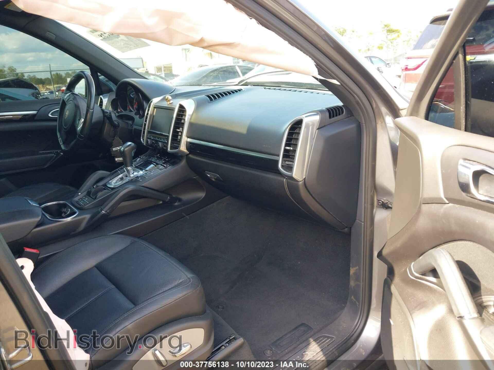 2011 PORSCHE CAYENNE - VIN: WP1AB2A2XBLA43593 - Фото 5