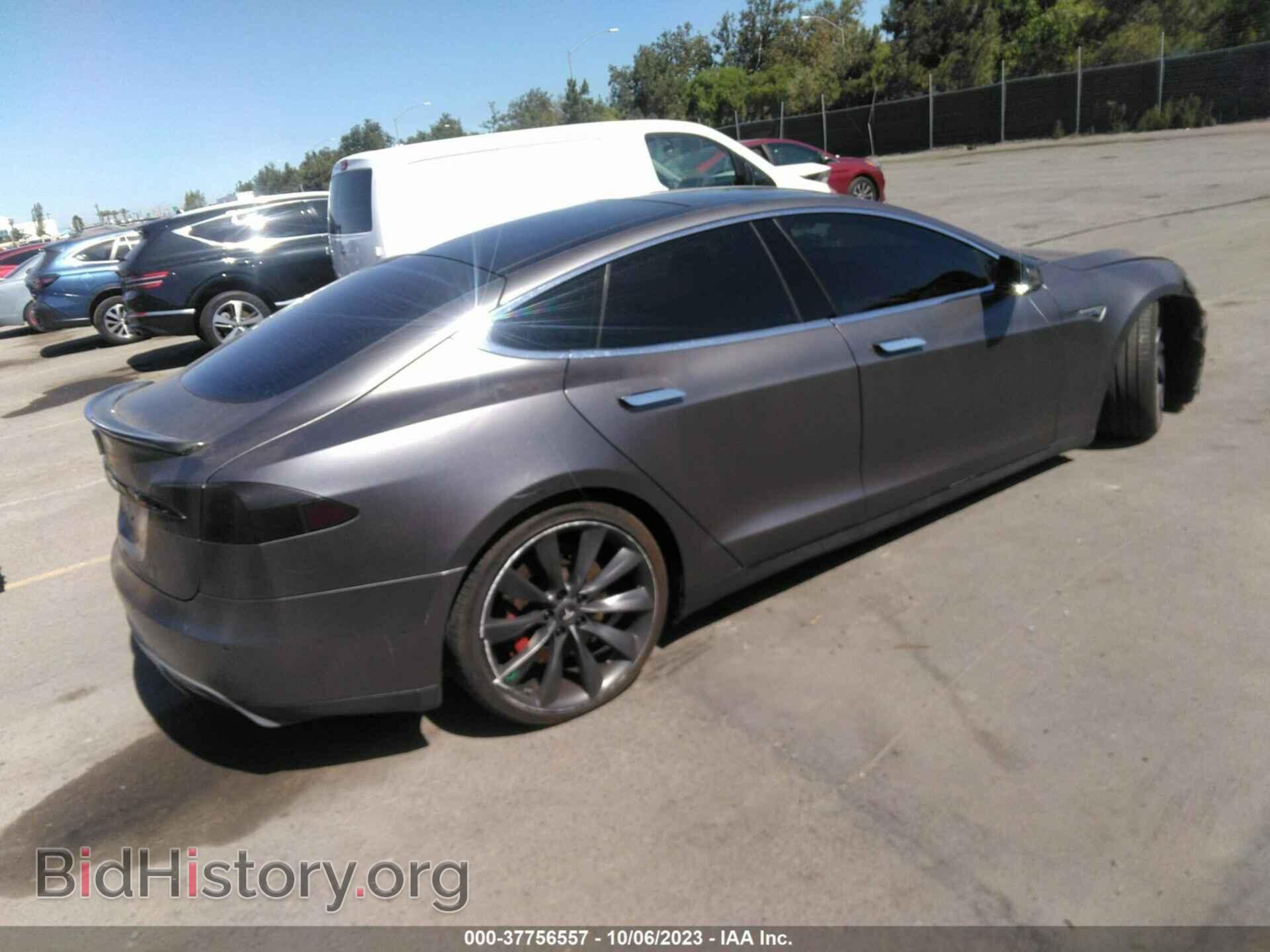 2015 TESLA MODEL S - VIN: 5YJSA1E2XFF105192 - Photo 4