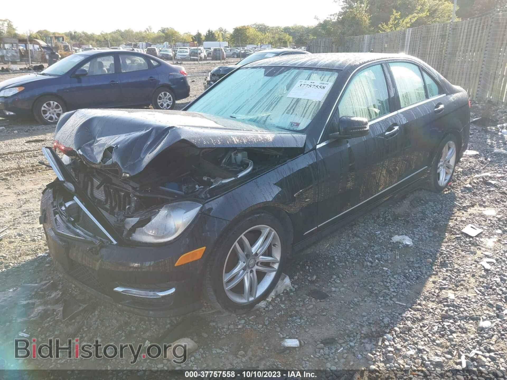 2014 MERCEDES-BENZ C-CLASS - VIN: WDDGF8AB6EA964671 - Фото 2