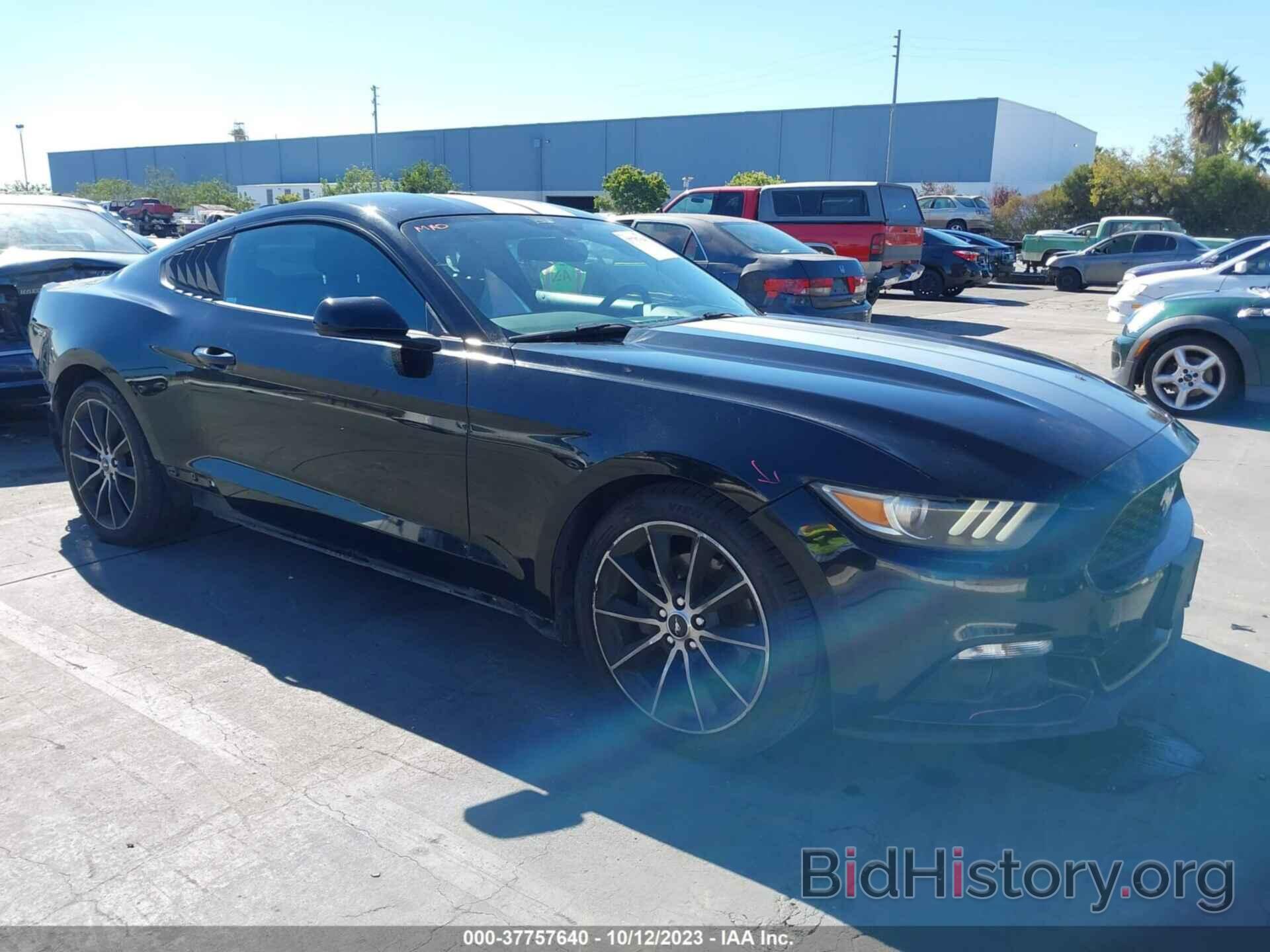 Photo 1FA6P8TH4G5261379 - FORD MUSTANG 2016