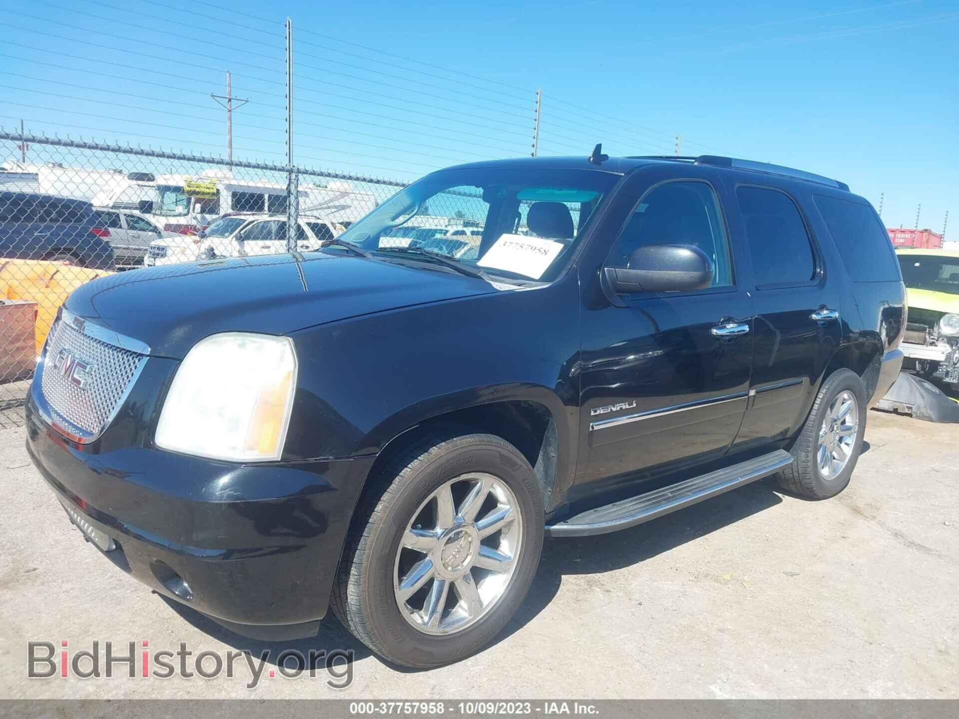 2012 GMC YUKON - VIN: 1GKS2EEF1CR216599 - Фото 2