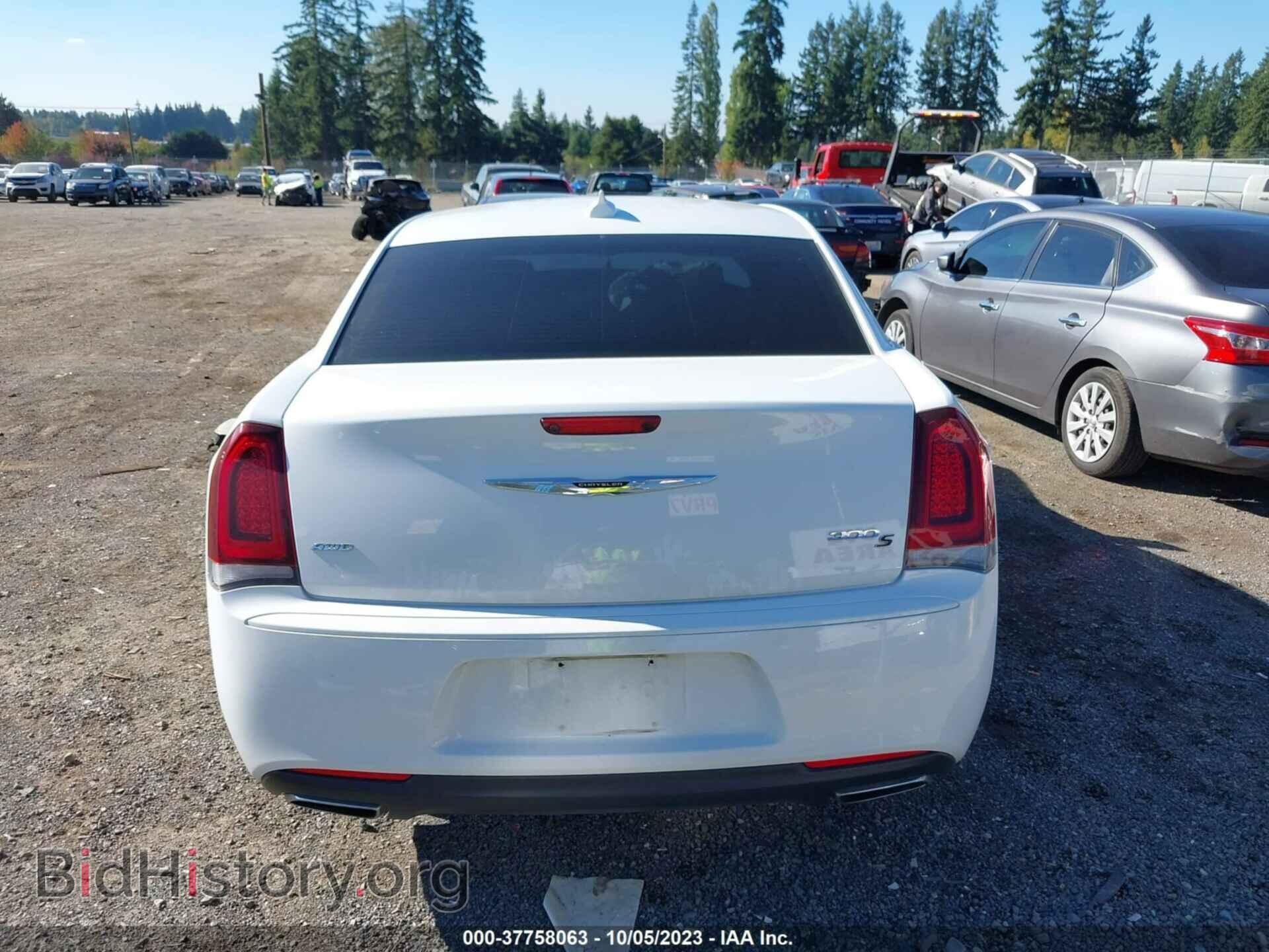2017 CHRYSLER 300 - VIN: 2C3CCAGG6HH517618 - Фото 16