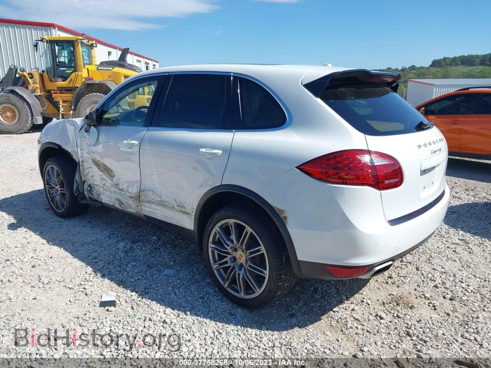 2013 PORSCHE CAYENNE - VIN: WP1AB2A29DLA85708 - Photo 3