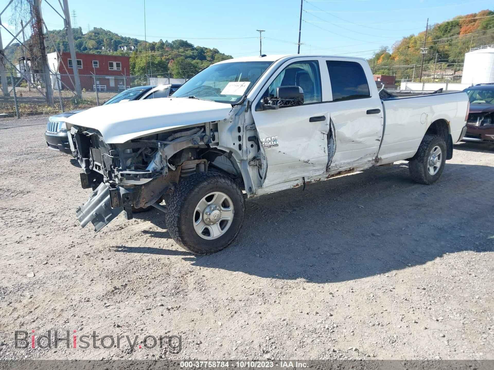 2014 RAM 2500 - VIN: 3C6TR5HT0EG217556 - Фото 2