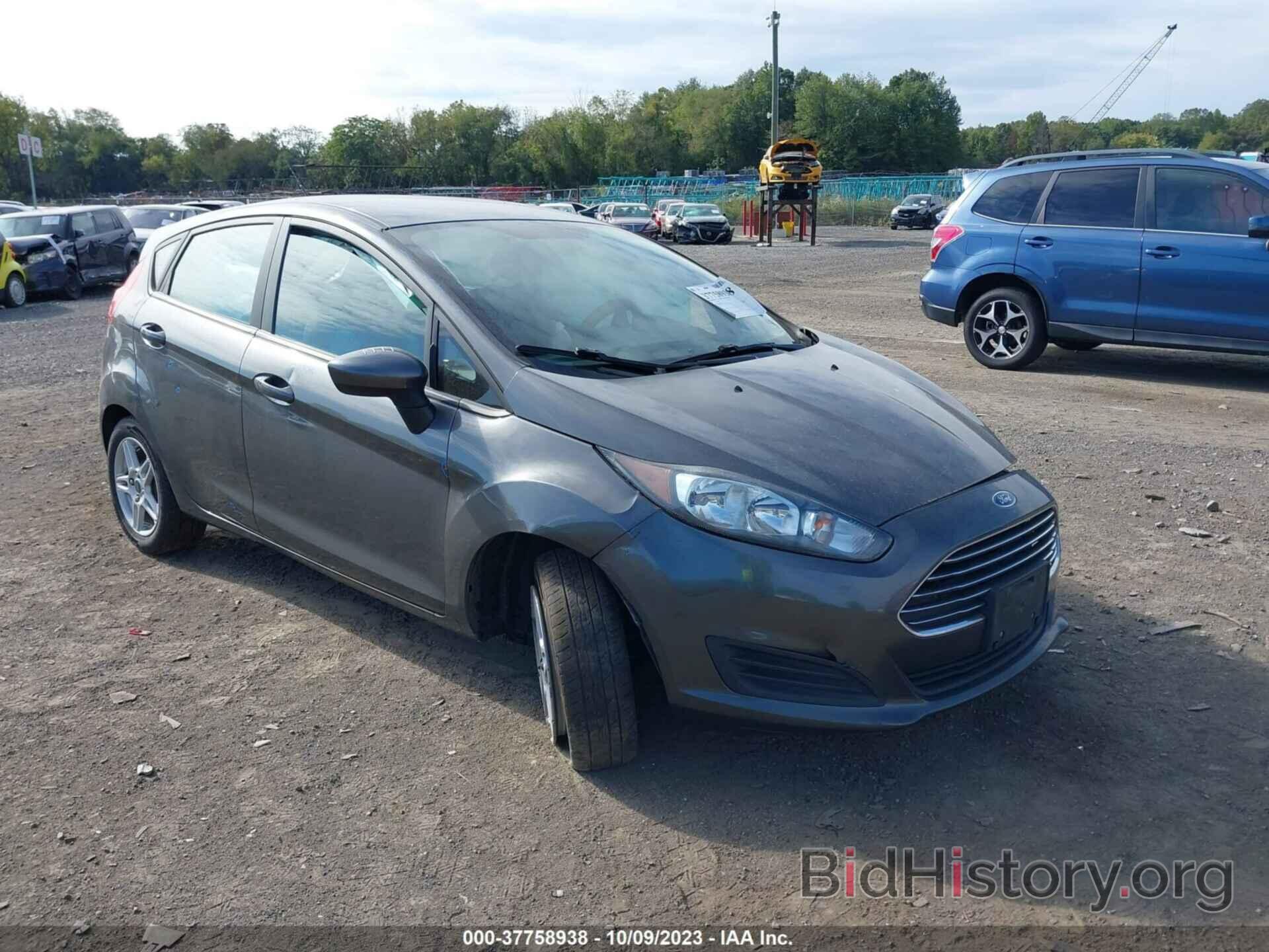 Photo 3FADP4EJ5KM118878 - FORD FIESTA 2019