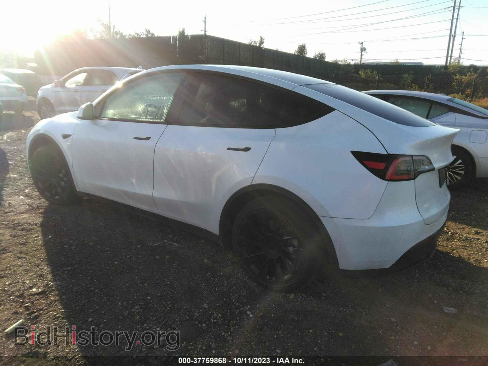 2021 TESLA MODEL Y - VIN: 5YJYGDEE8MF108111 - Фото 3