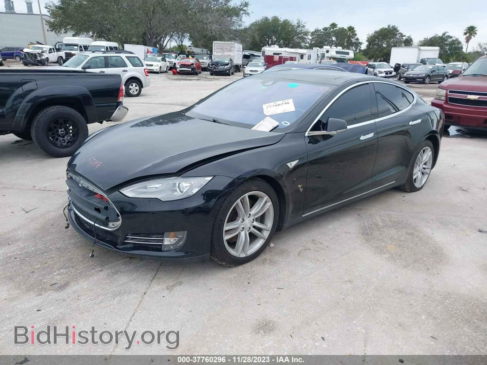 2015 TESLA MODEL S - VIN: 5YJSA1H27FF096138 - Фото 2